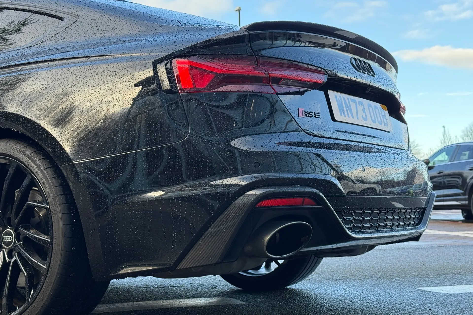 Audi RS5 thumbnail image number 32