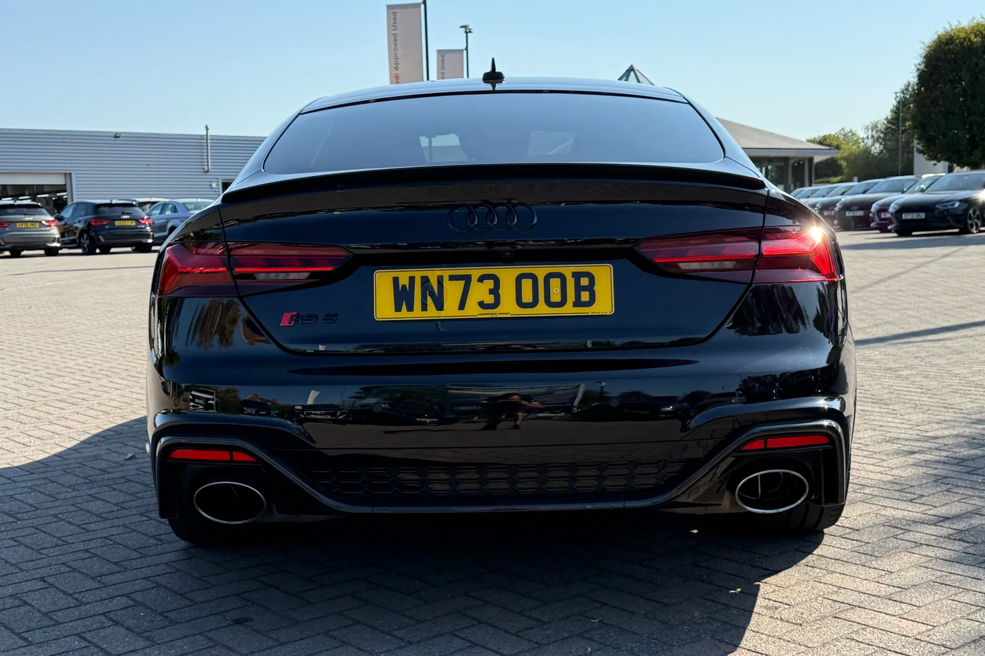 Audi RS5 thumbnail image number 35