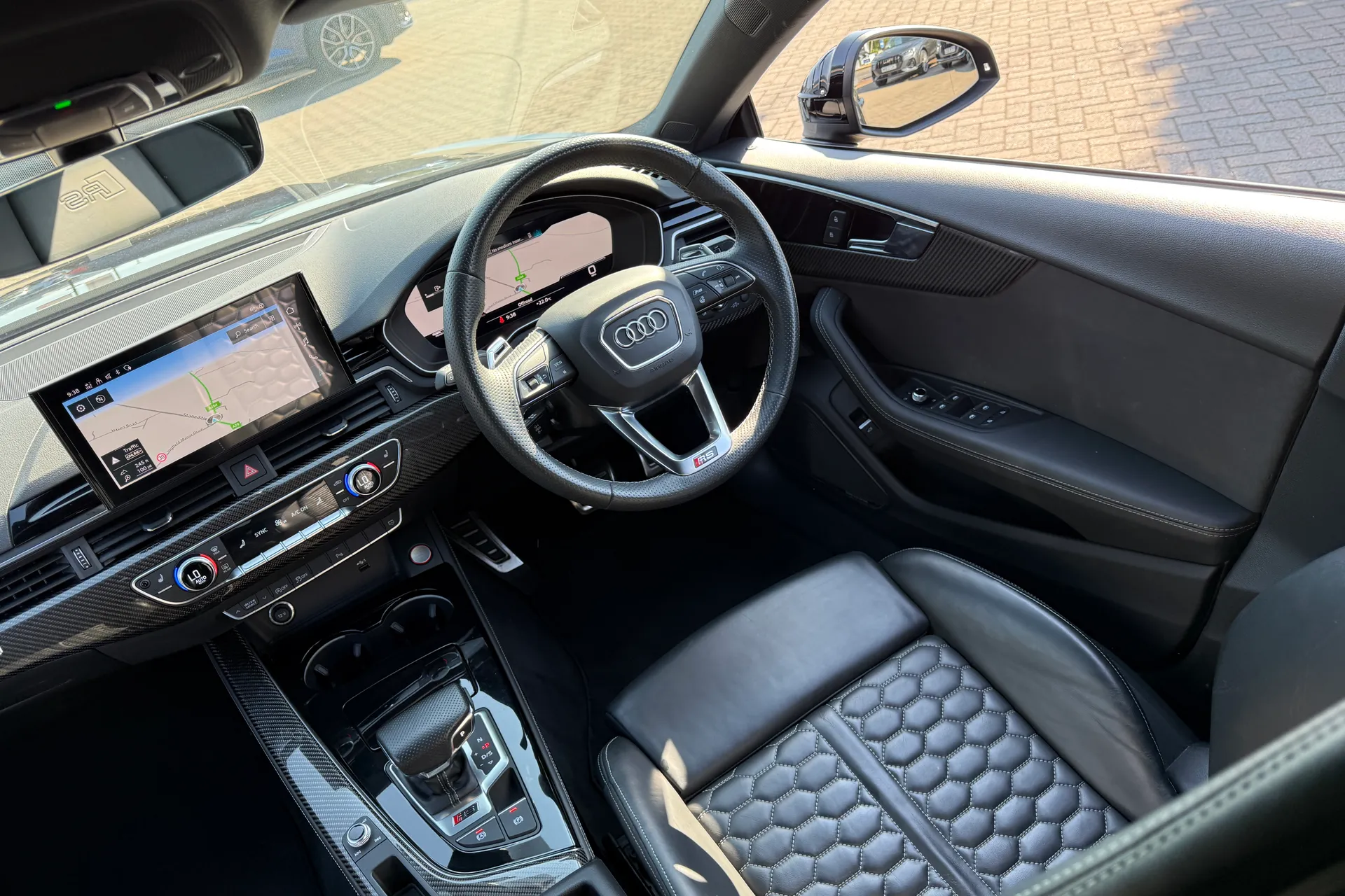 Audi RS5 thumbnail image number 43