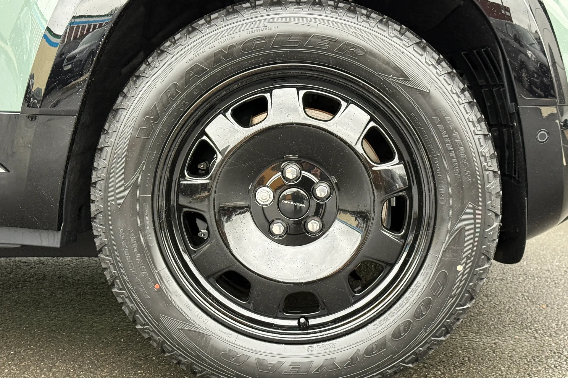 LAND ROVER Defender 110 thumbnail image number 18