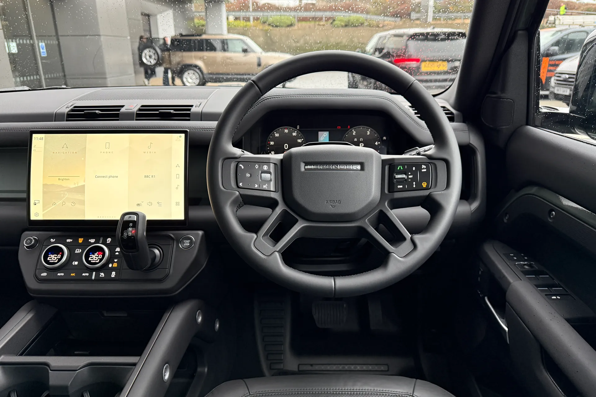 LAND ROVER Defender 110 thumbnail image number 33