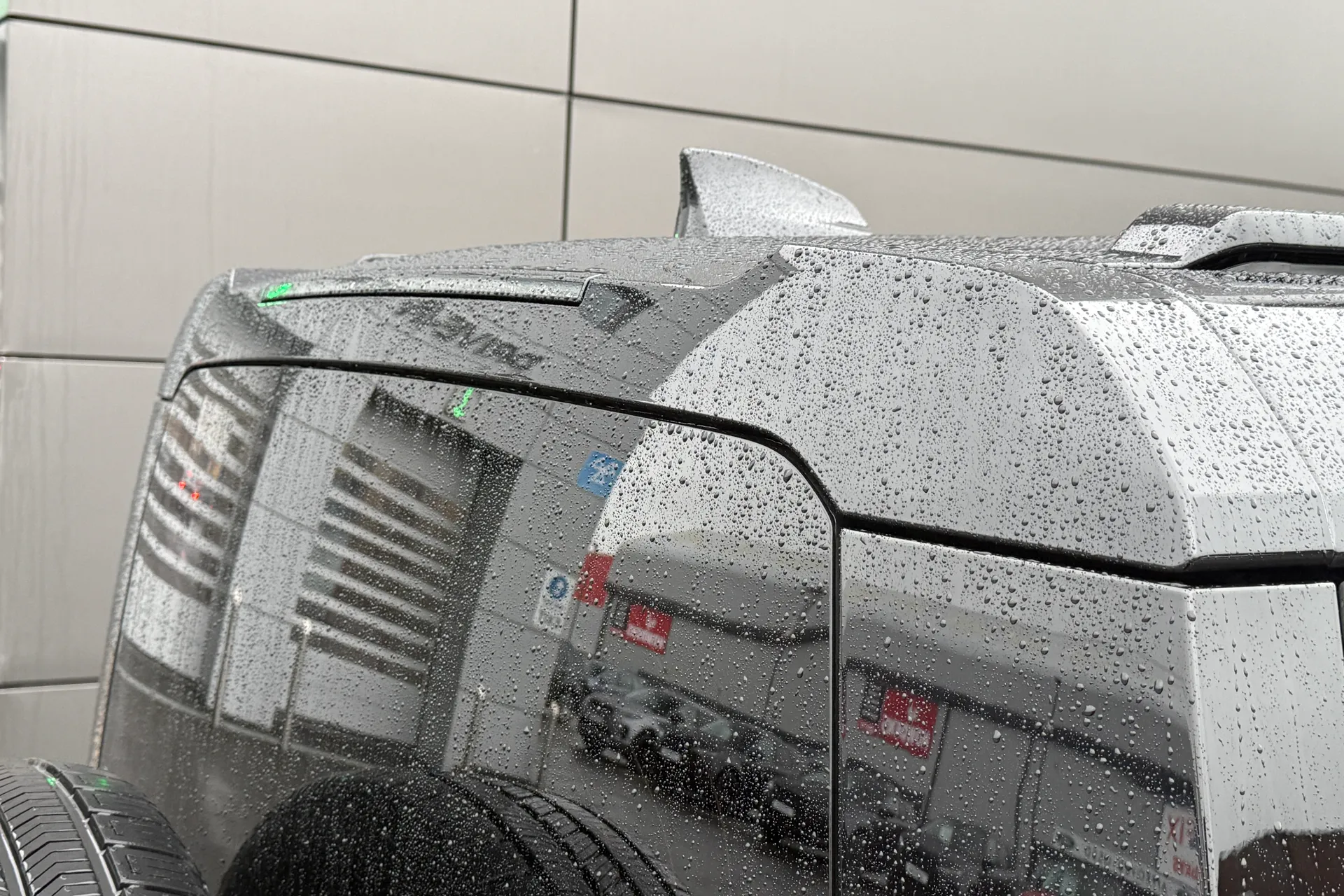 LAND ROVER Defender 110 thumbnail image number 23