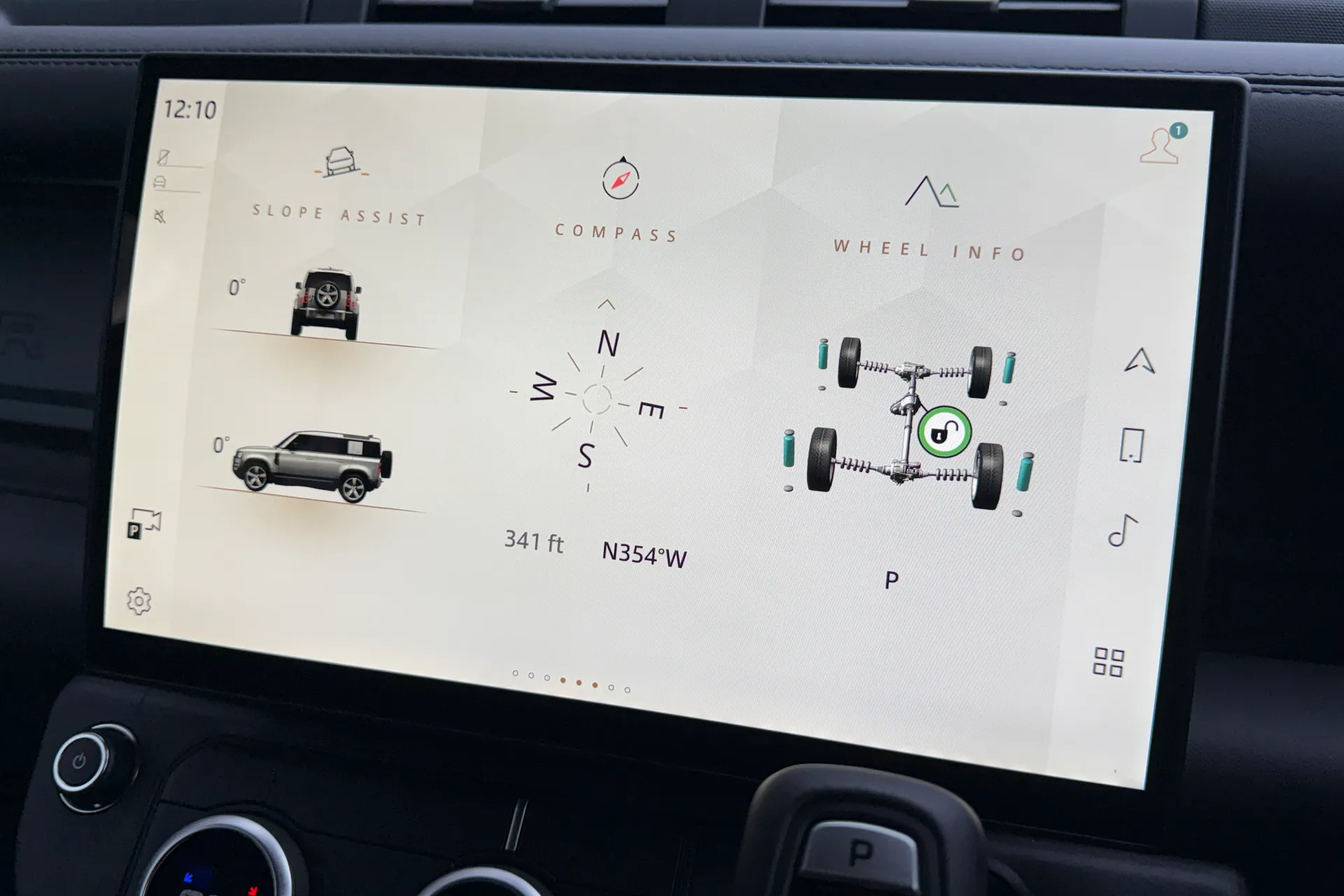 LAND ROVER Defender 110 thumbnail image number 38