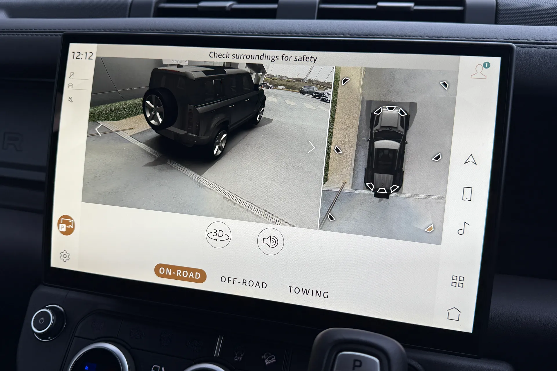 LAND ROVER Defender 110 thumbnail image number 12