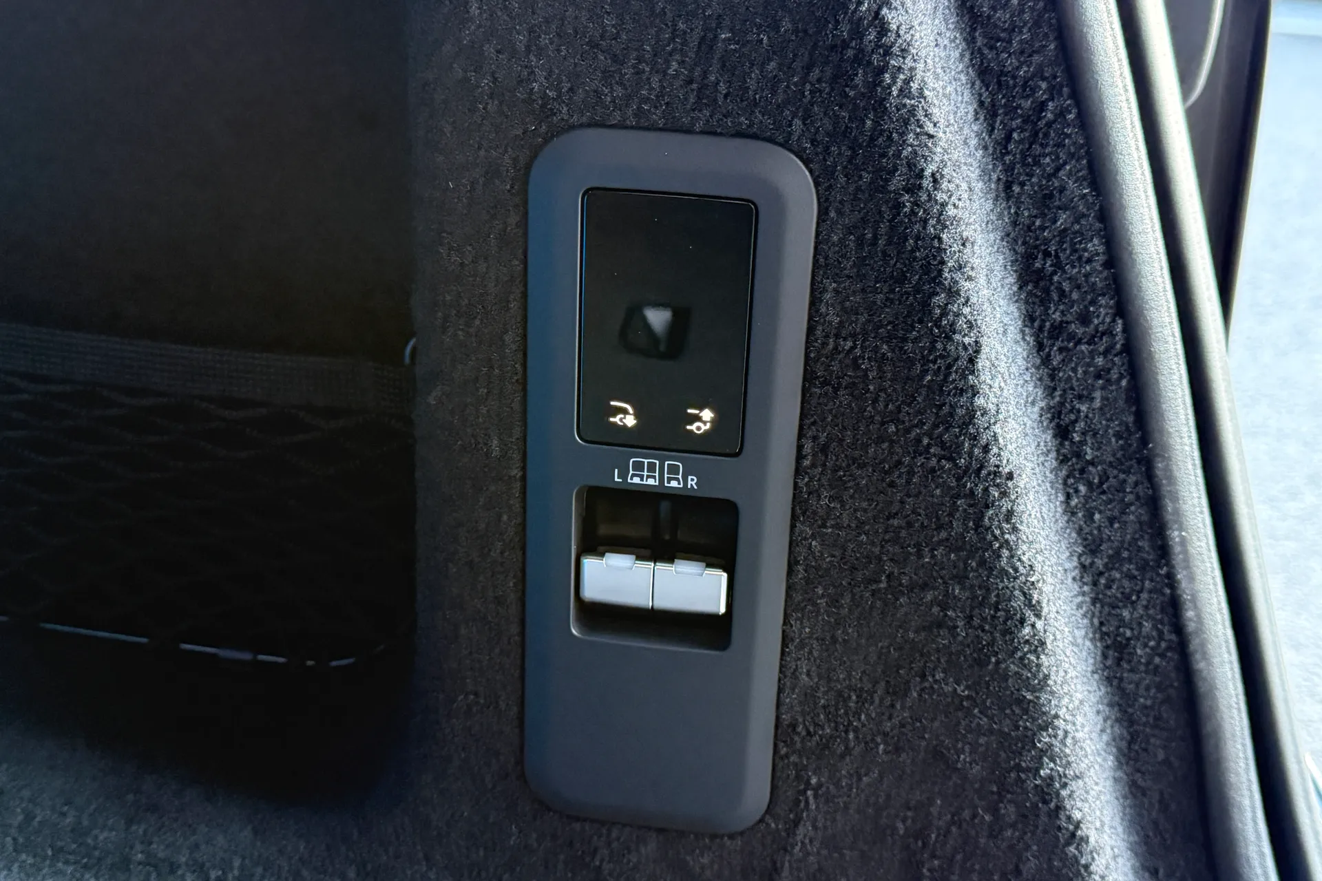 LAND ROVER RANGE ROVER SPORT thumbnail image number 46