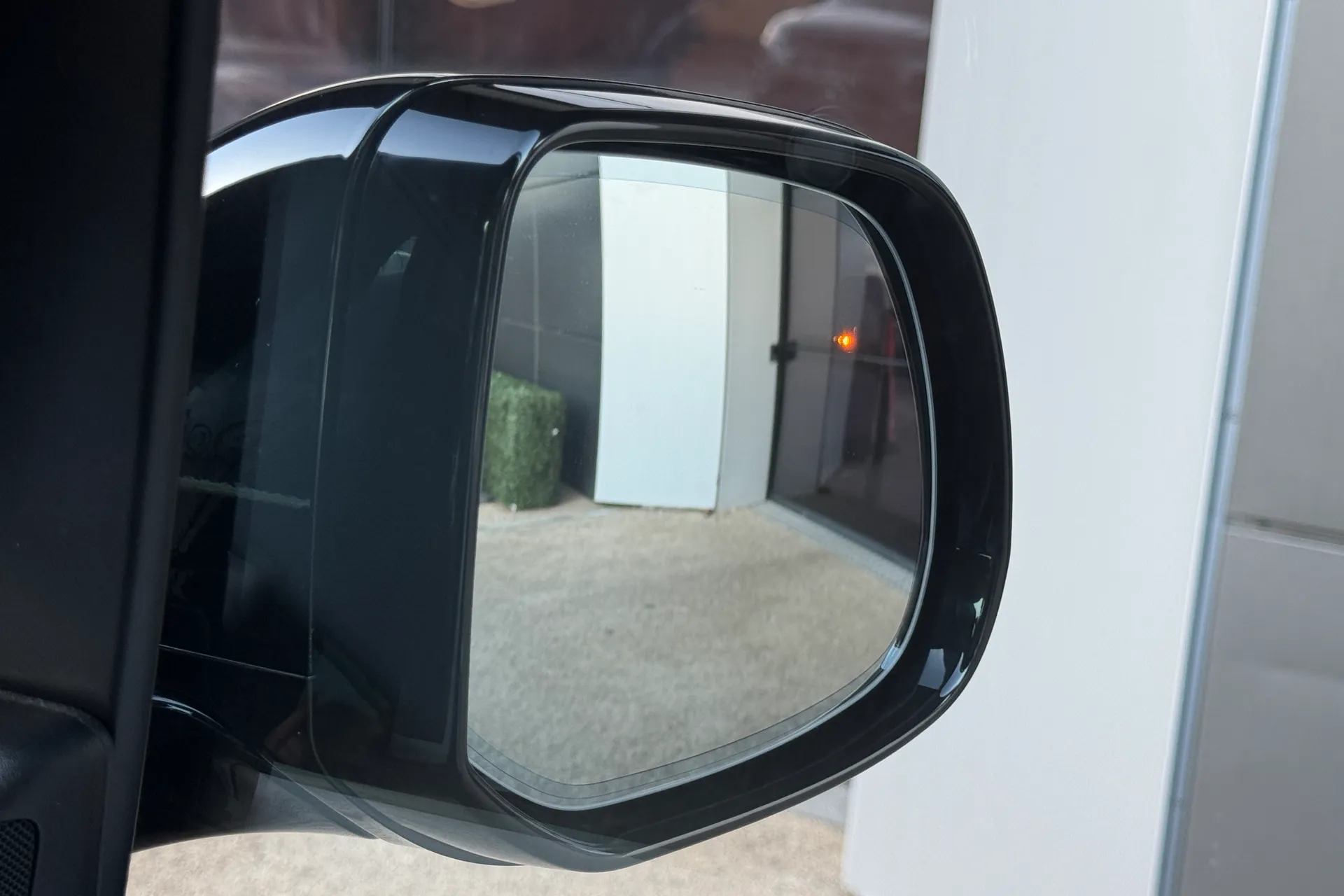 LAND ROVER RANGE ROVER SPORT thumbnail image number 12