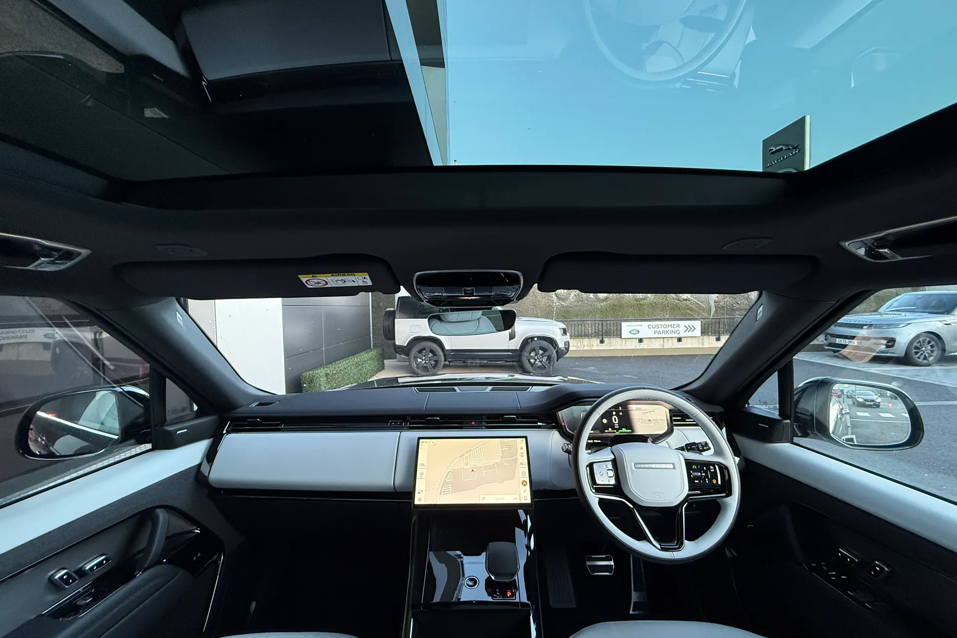 LAND ROVER RANGE ROVER SPORT thumbnail image number 3