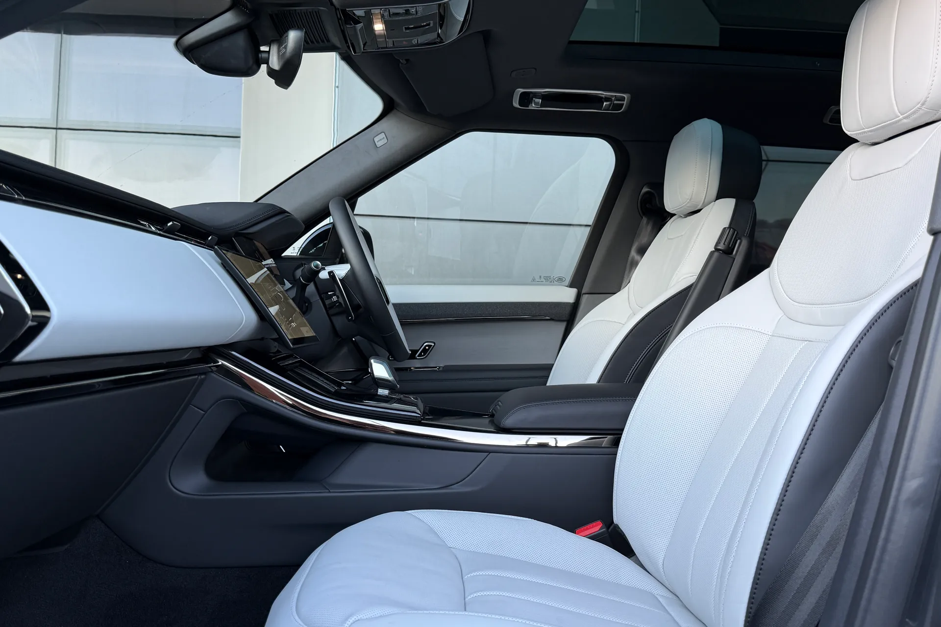 LAND ROVER RANGE ROVER SPORT thumbnail image number 52