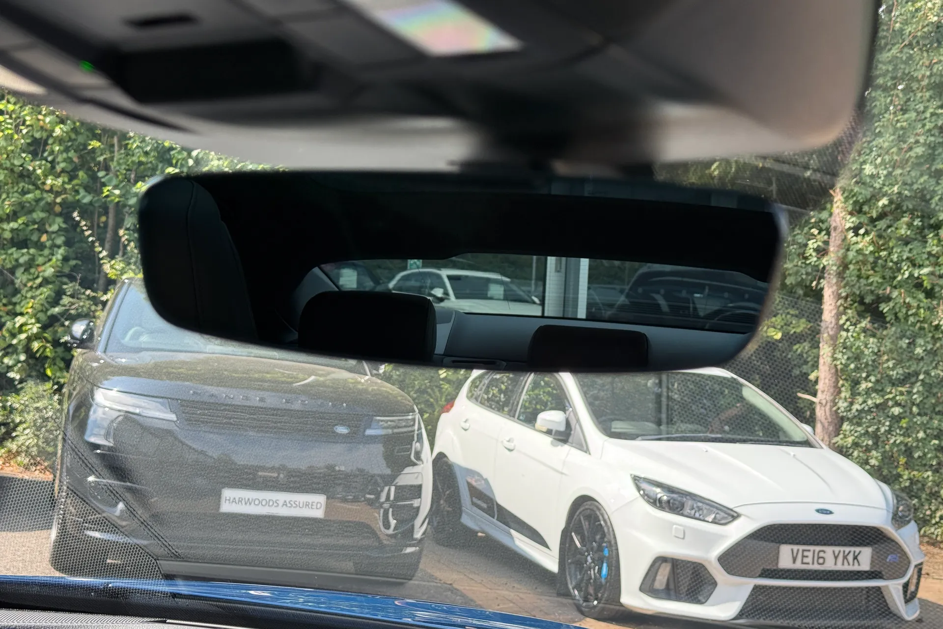 Audi e-tron GT thumbnail image number 18
