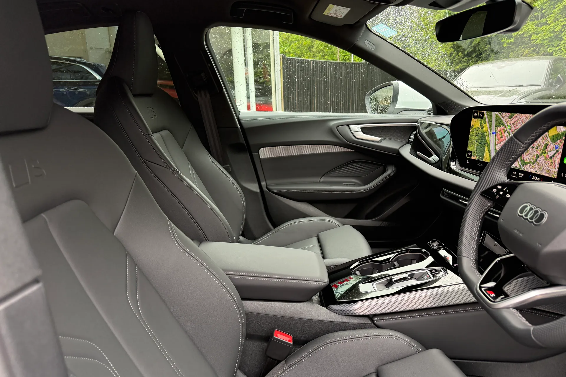 Audi A5 thumbnail image number 32