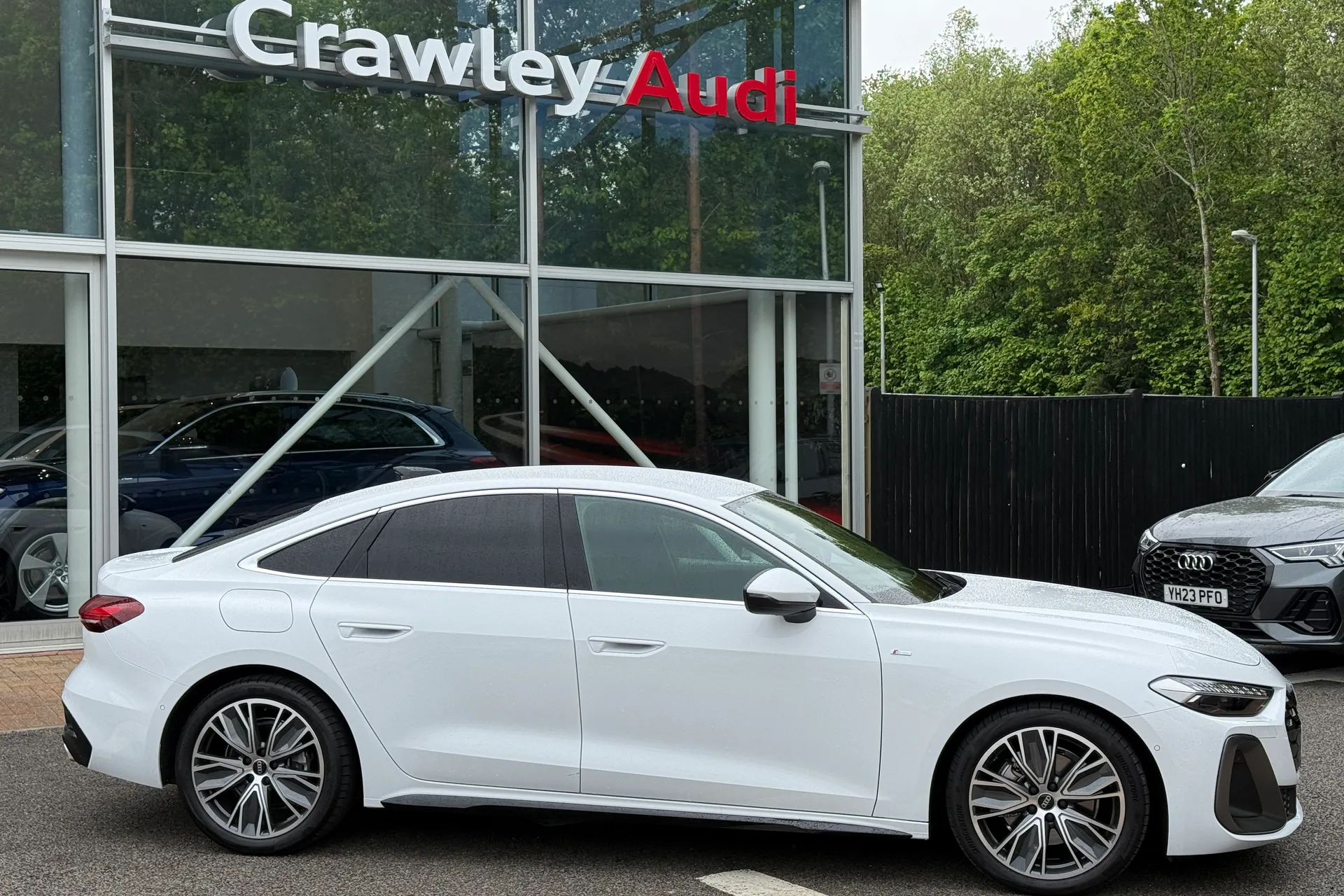 Audi A5 thumbnail image number 2