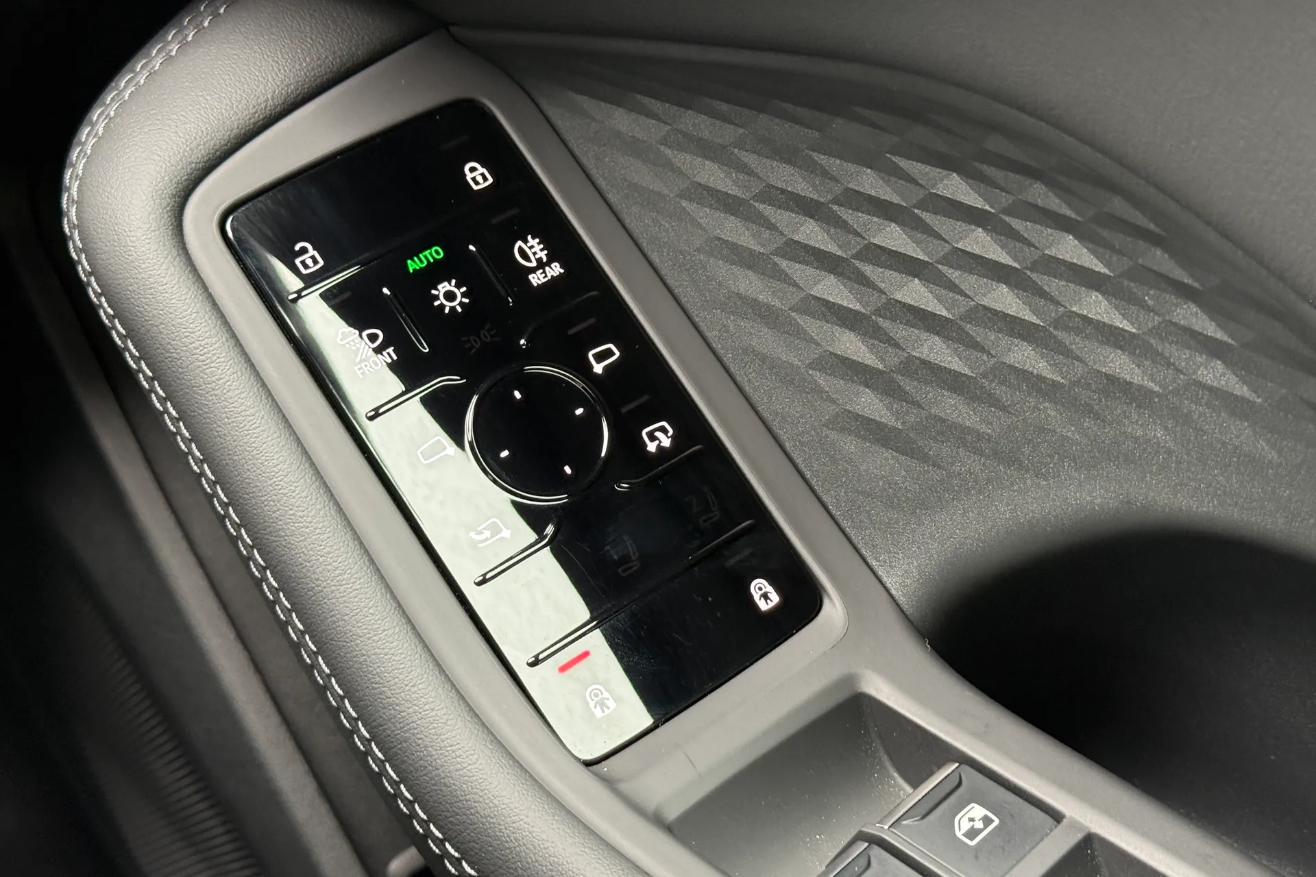 Audi A5 thumbnail image number 22