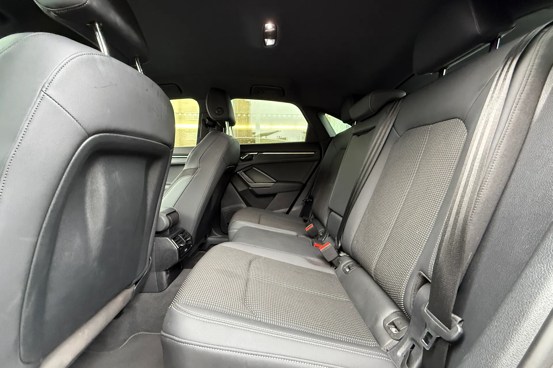 Audi Q3 thumbnail image number 50