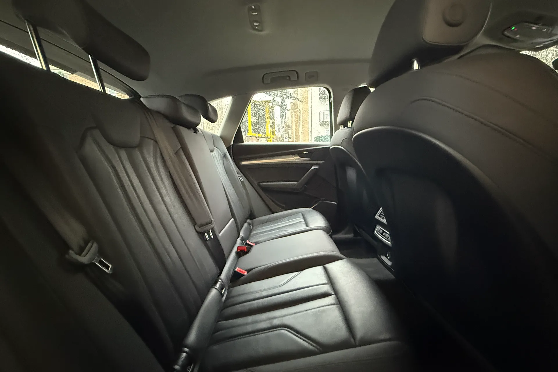 Audi Q5 thumbnail image number 36