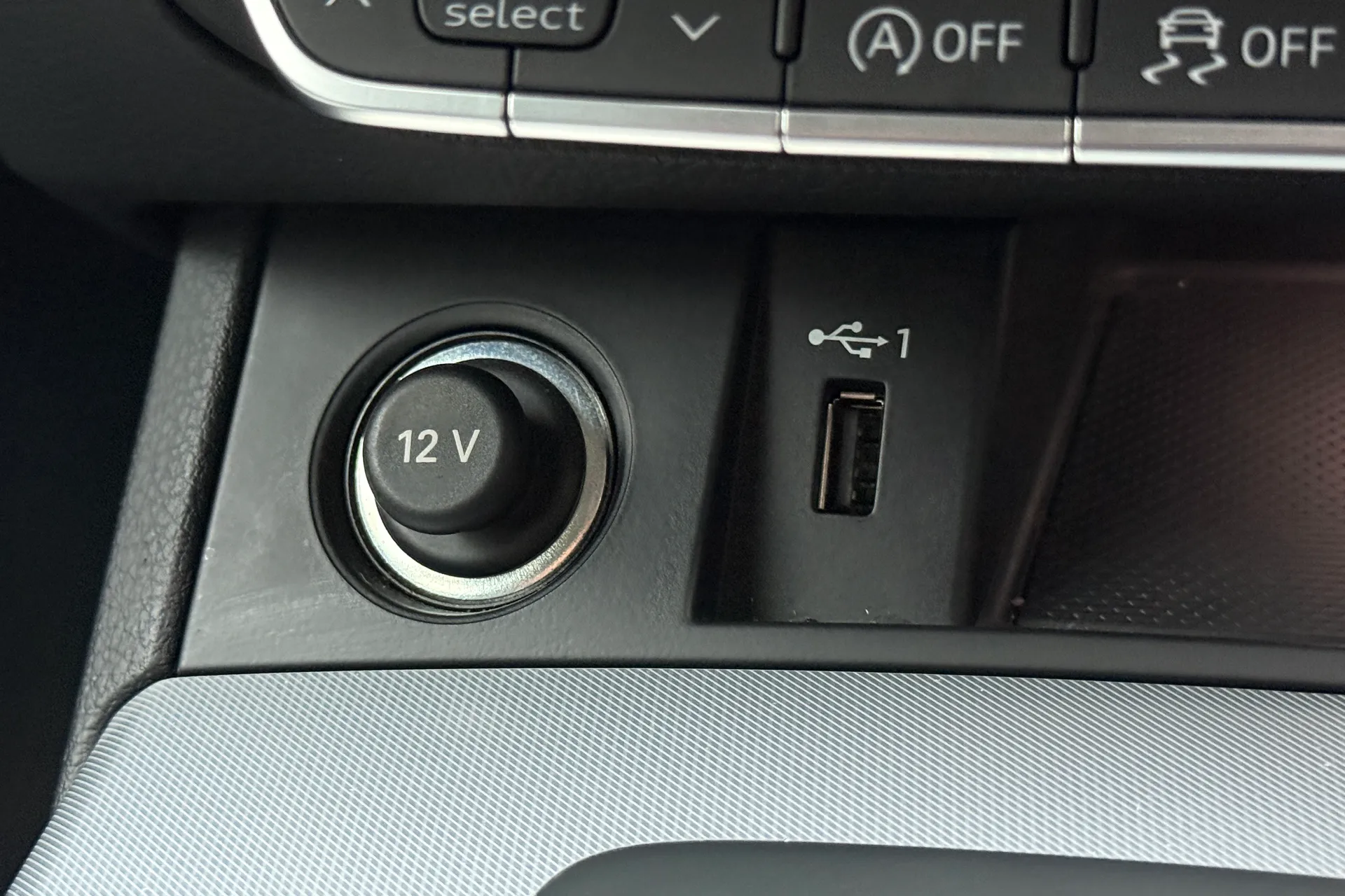 Audi Q5 thumbnail image number 22