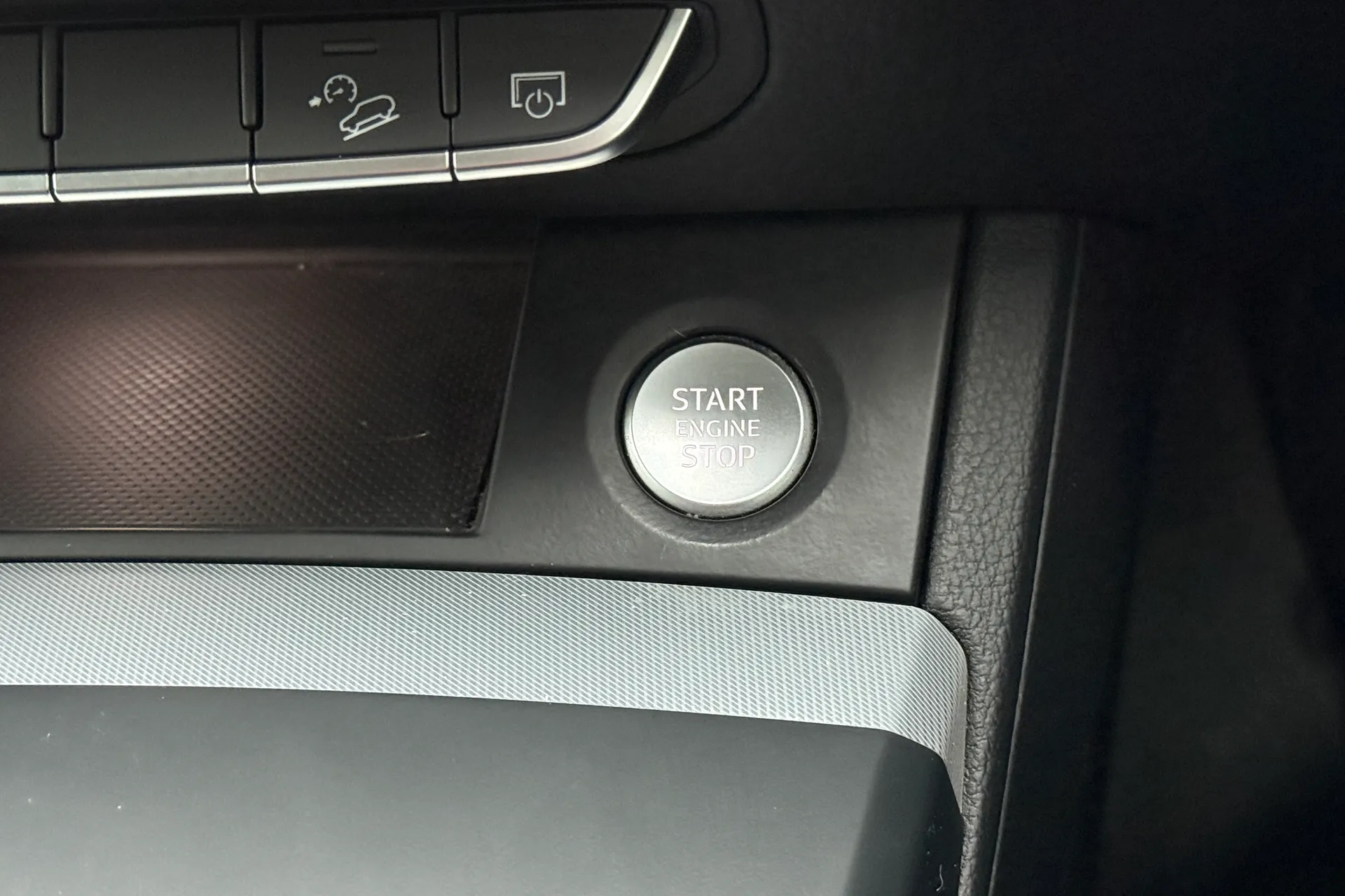 Audi Q5 thumbnail image number 24