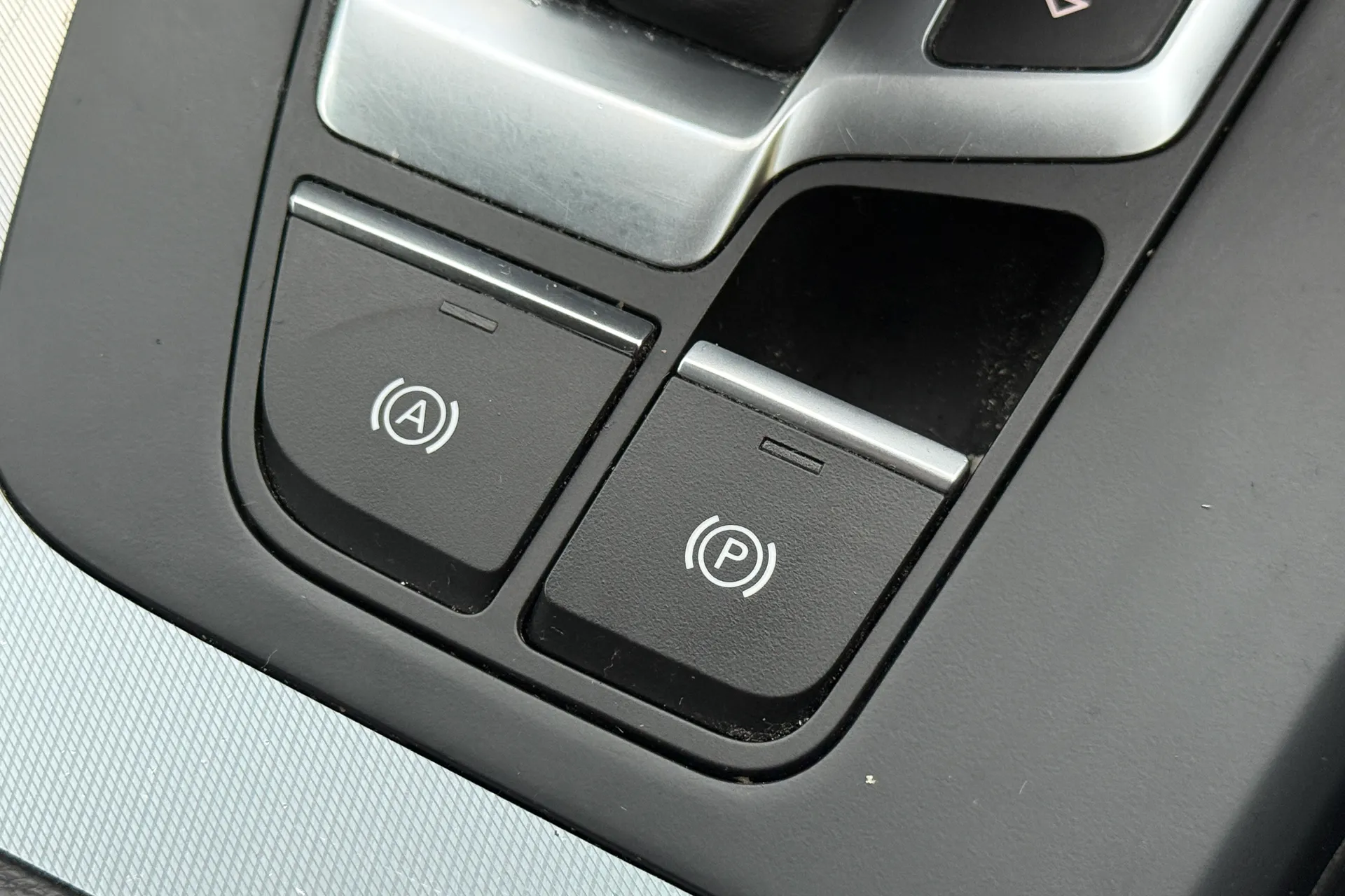 Audi Q5 thumbnail image number 19