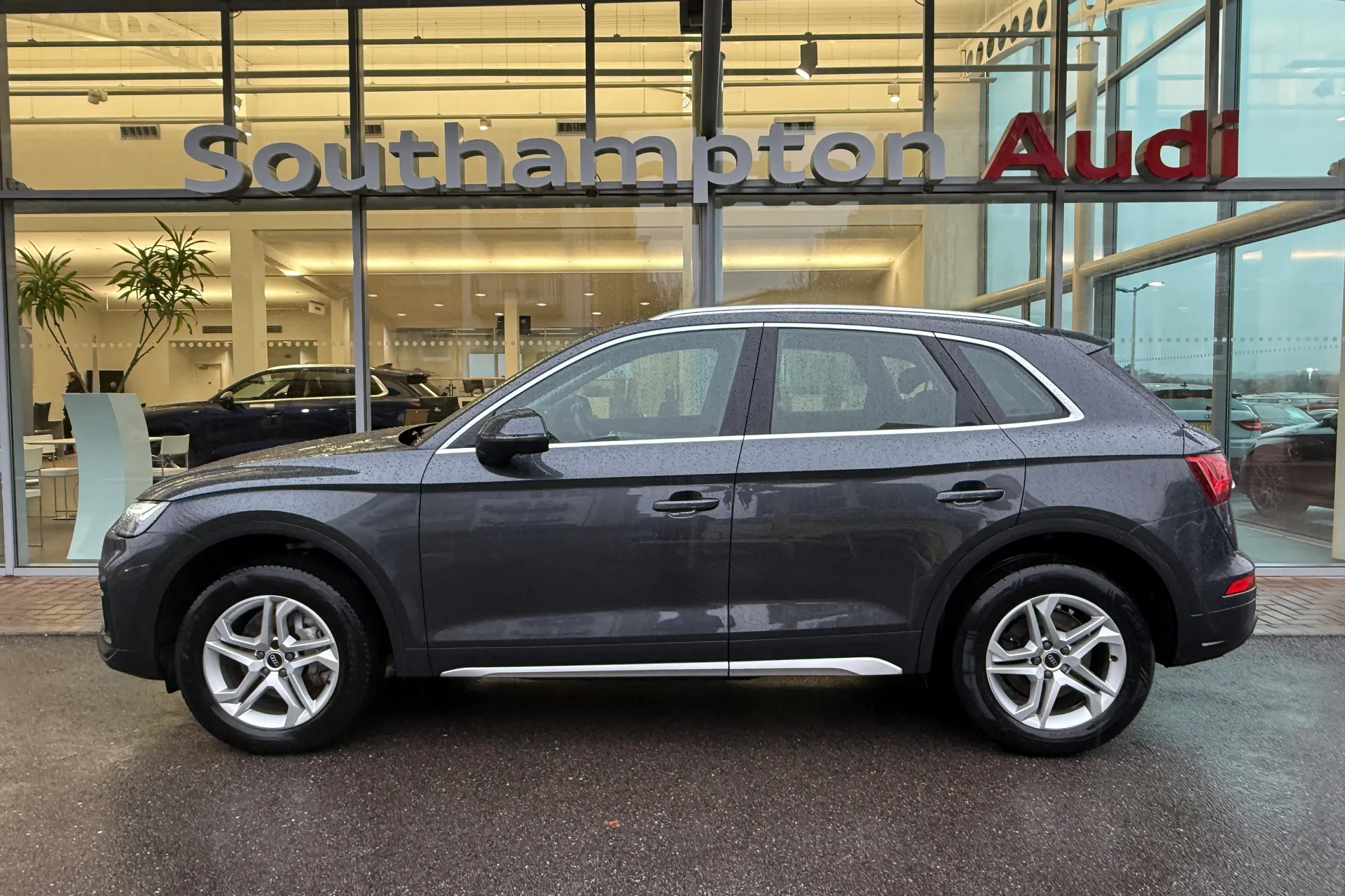 Audi Q5 thumbnail image number 56