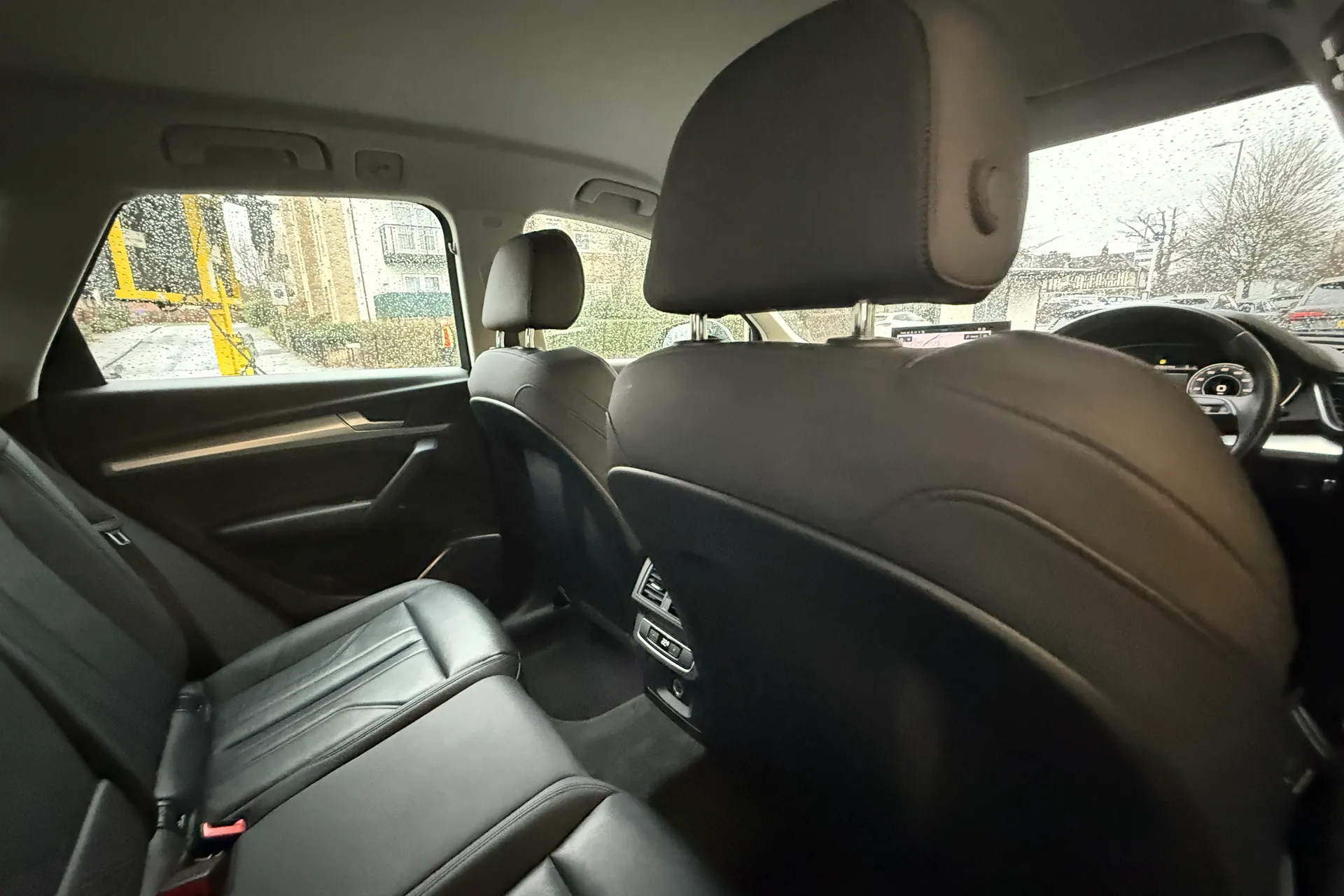 Audi Q5 thumbnail image number 37