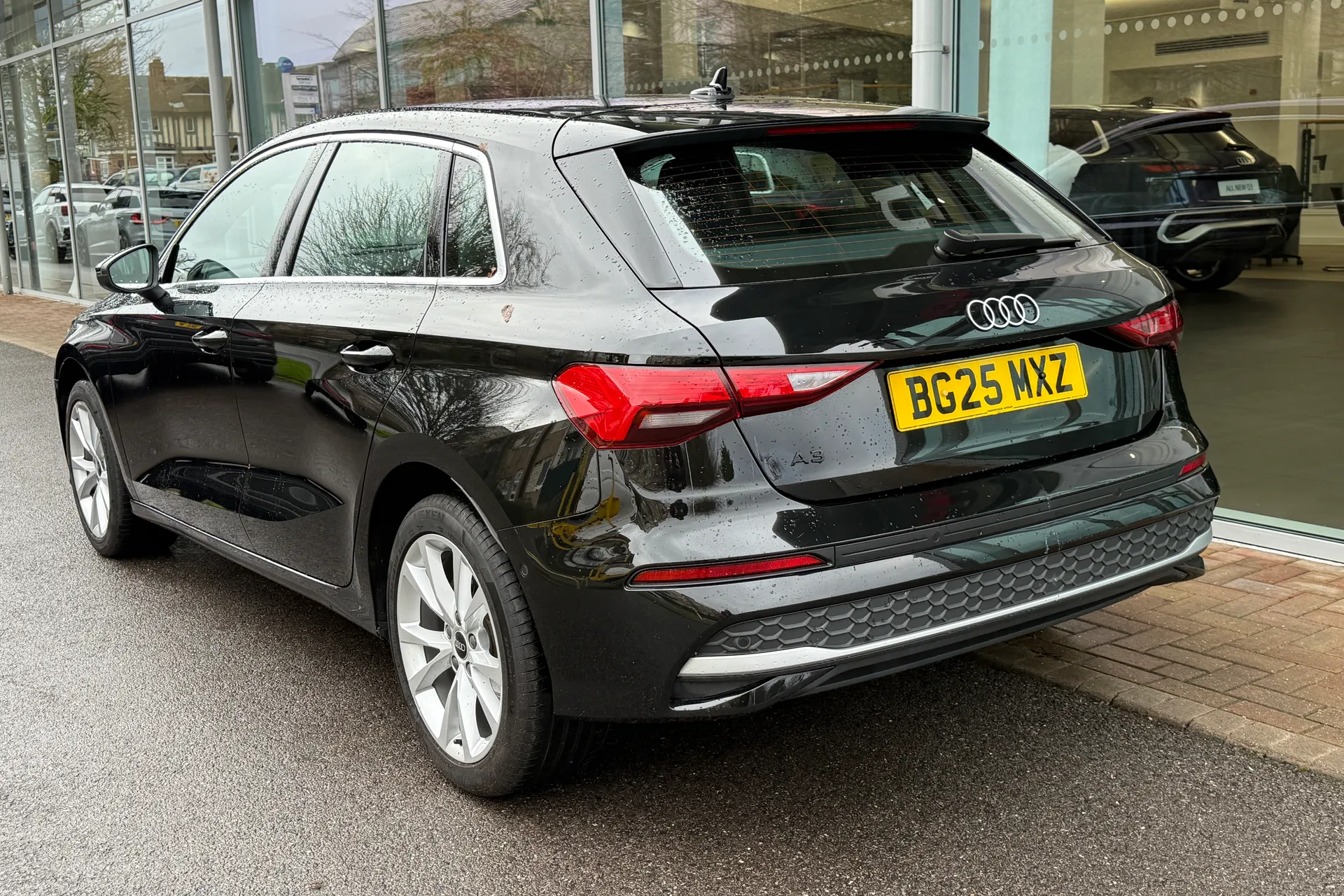 Audi A3 thumbnail image number 9