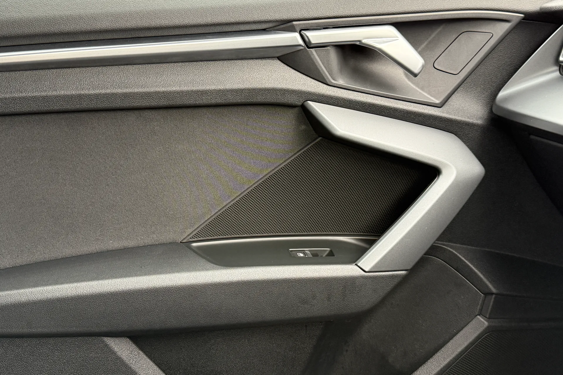 Audi A3 thumbnail image number 31