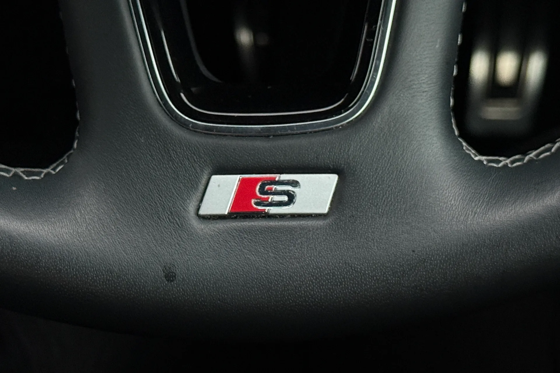 Audi A3 thumbnail image number 13