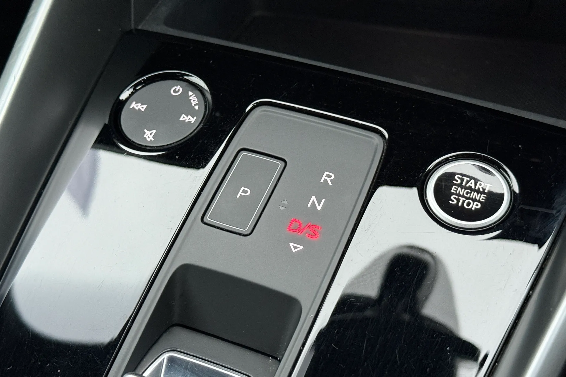 Audi A3 thumbnail image number 25