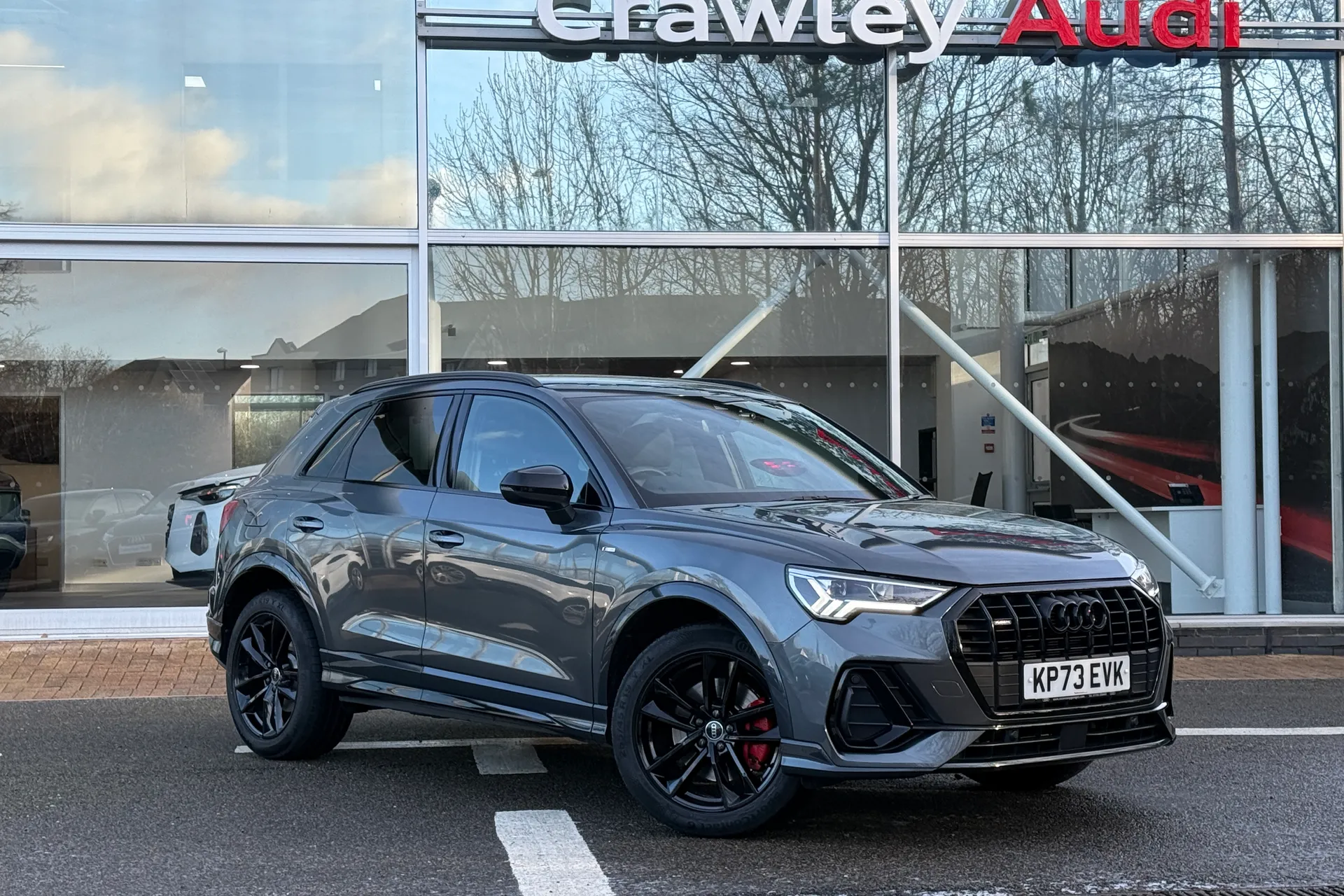 Audi Q3 focused image