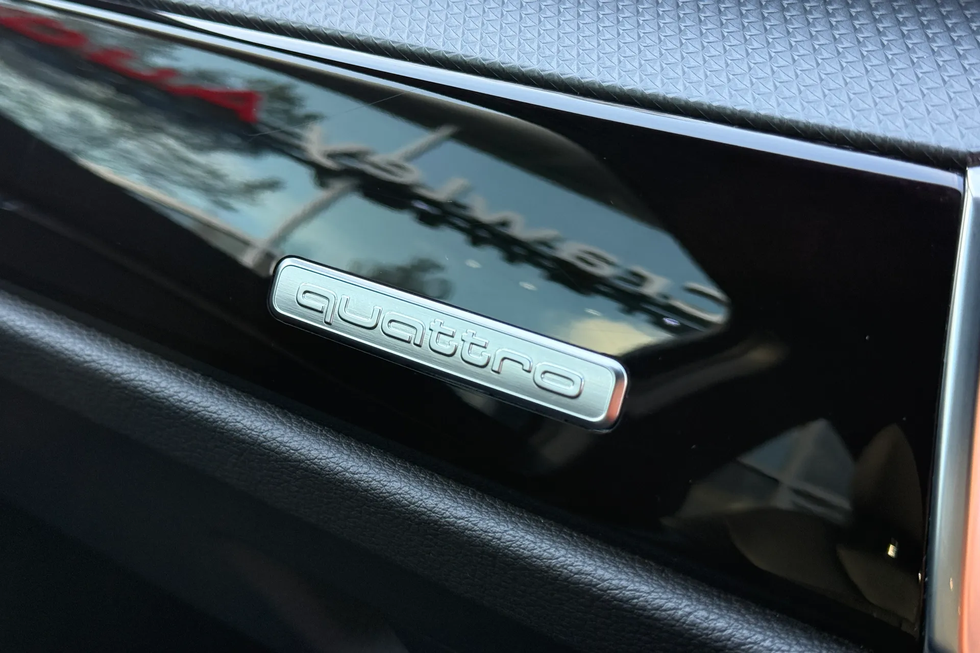 Audi Q3 thumbnail image number 41