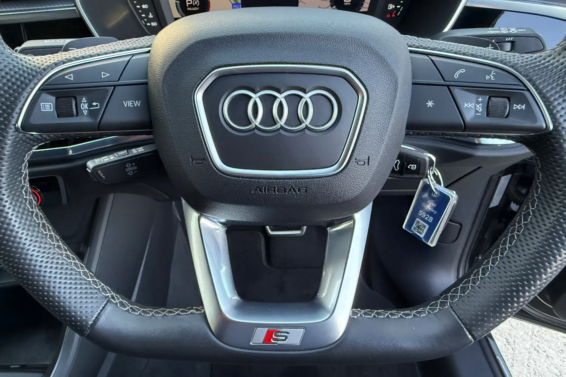 Audi Q3 thumbnail image number 62