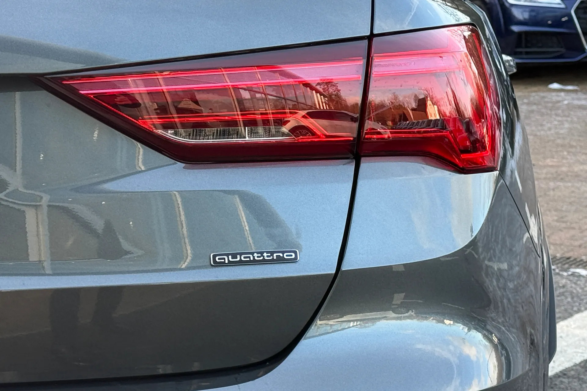 Audi Q3 thumbnail image number 59