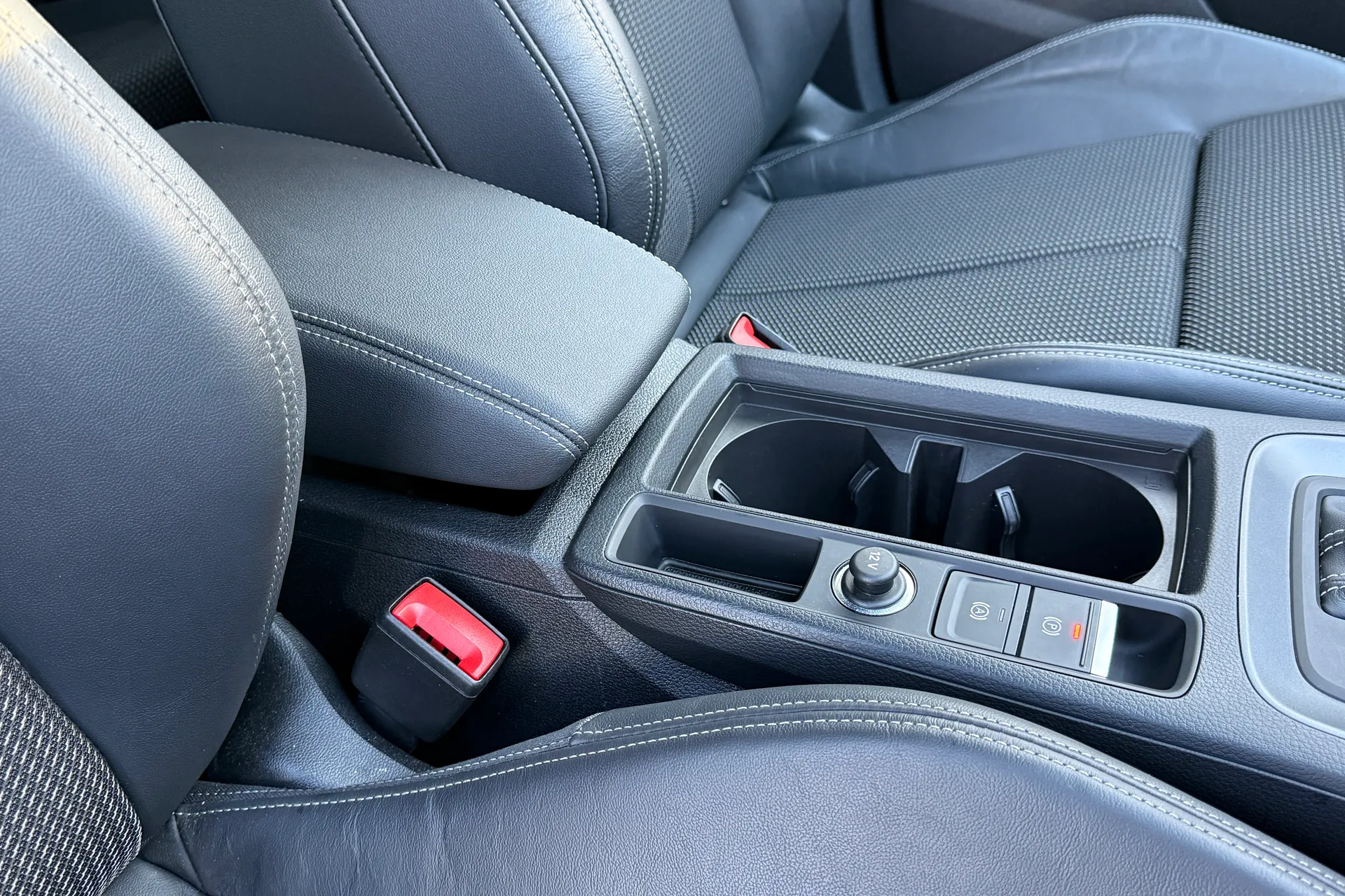 Audi Q3 thumbnail image number 46