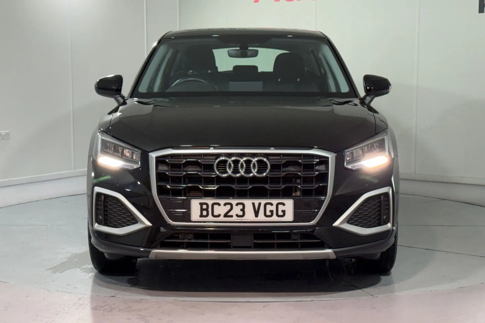 Audi Q2 thumbnail image number 6