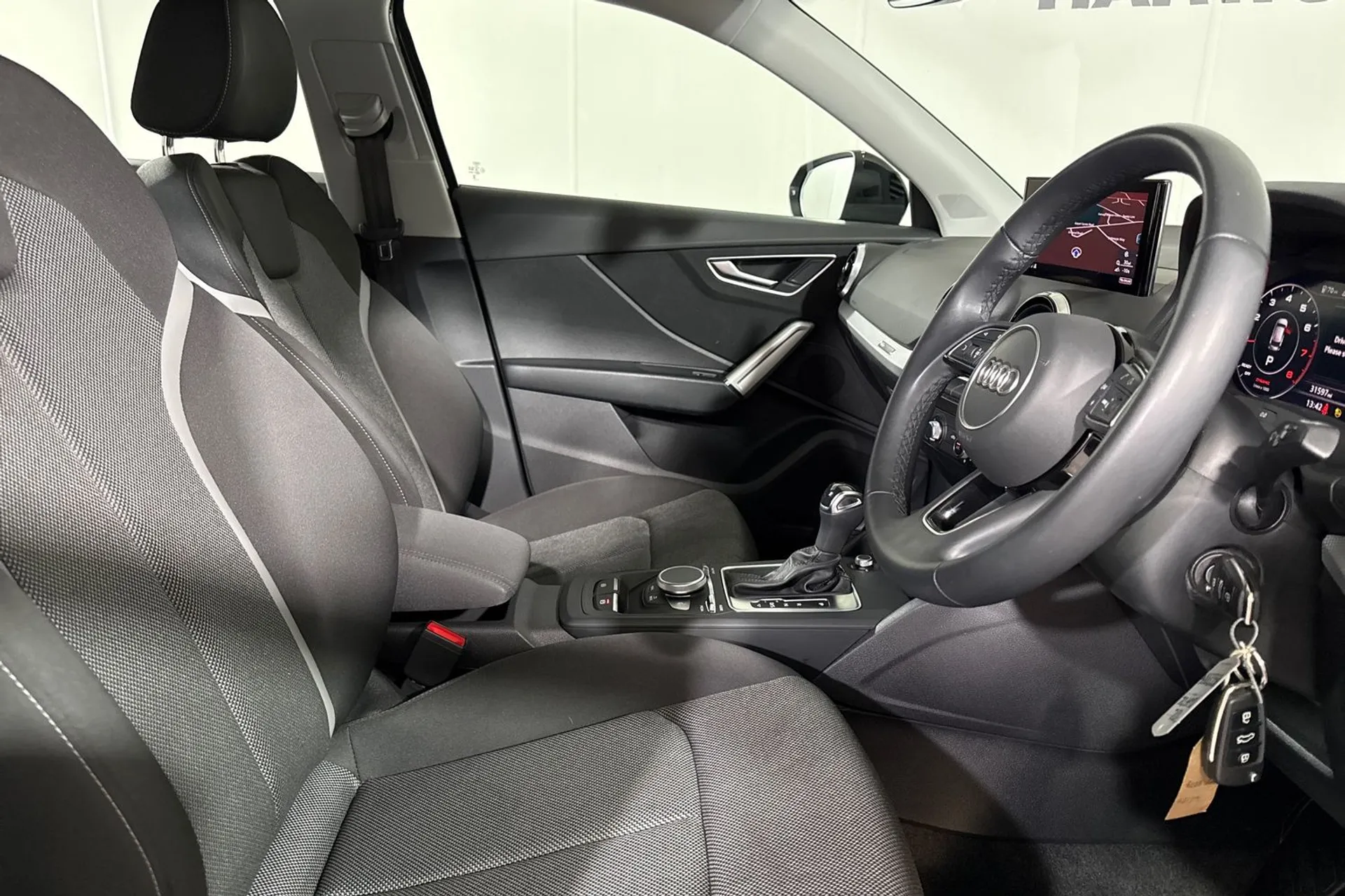 Audi Q2 thumbnail image number 24