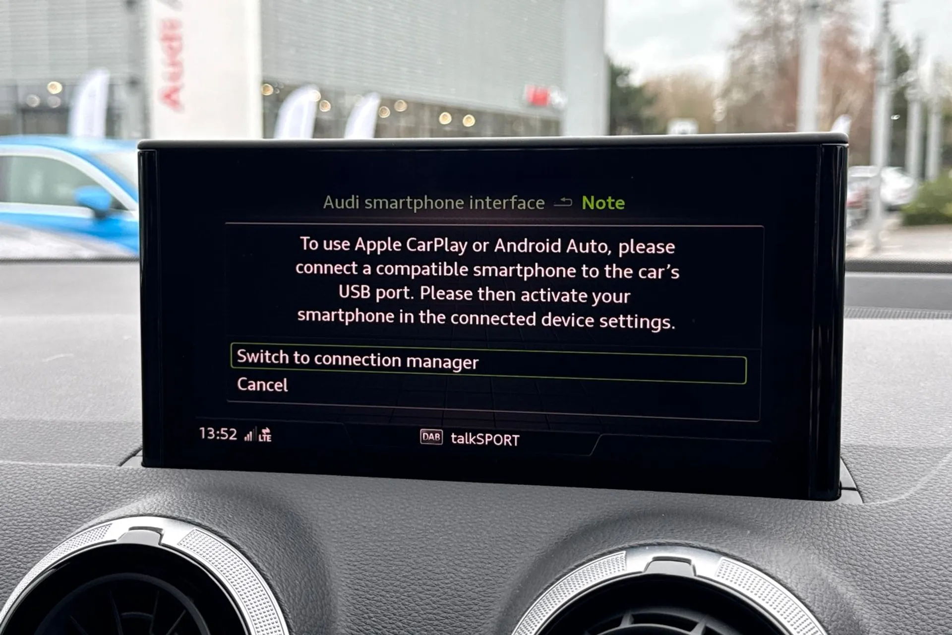 Audi Q2 thumbnail image number 25