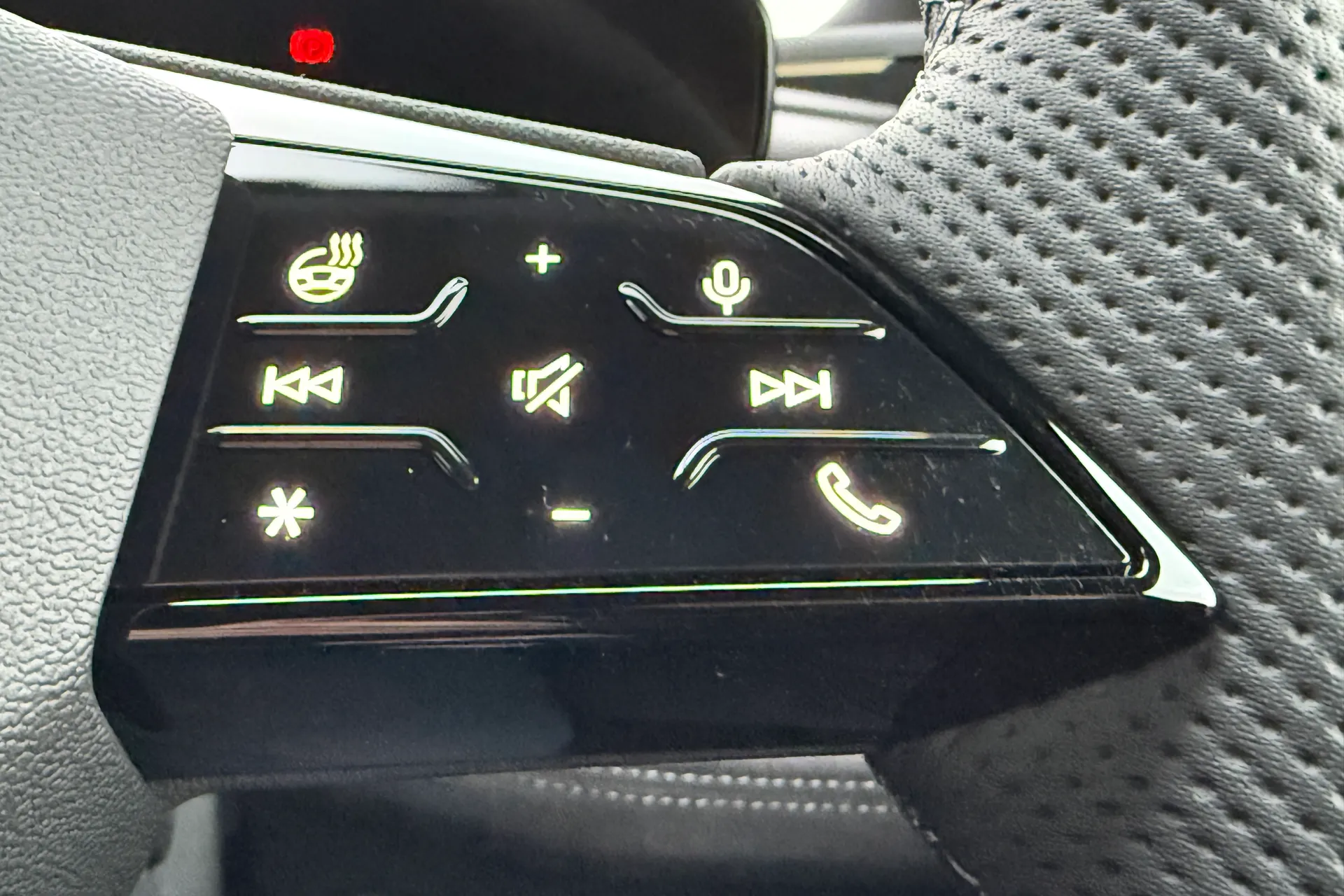 Audi A6 thumbnail image number 23