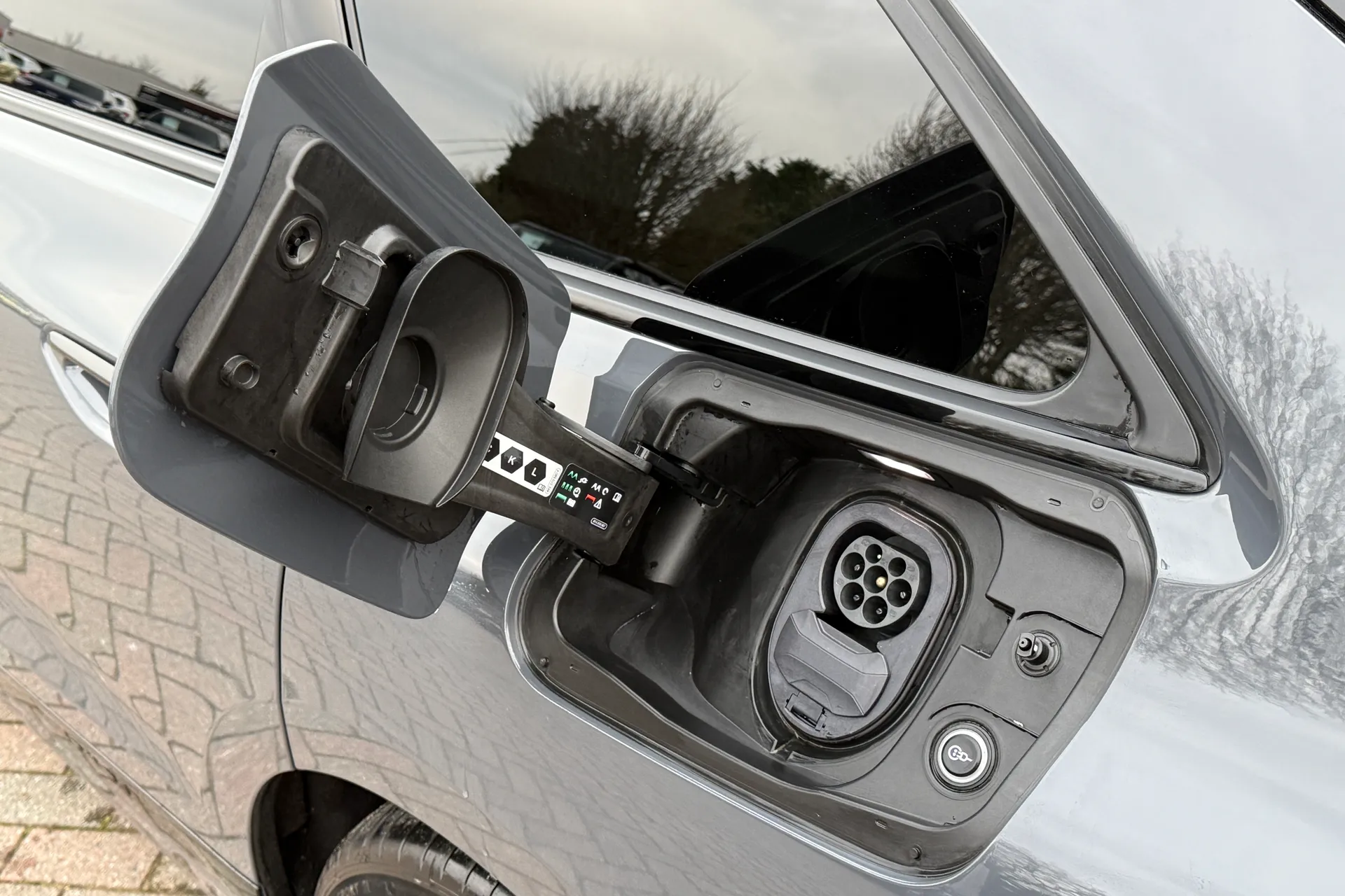 Audi A6 thumbnail image number 54