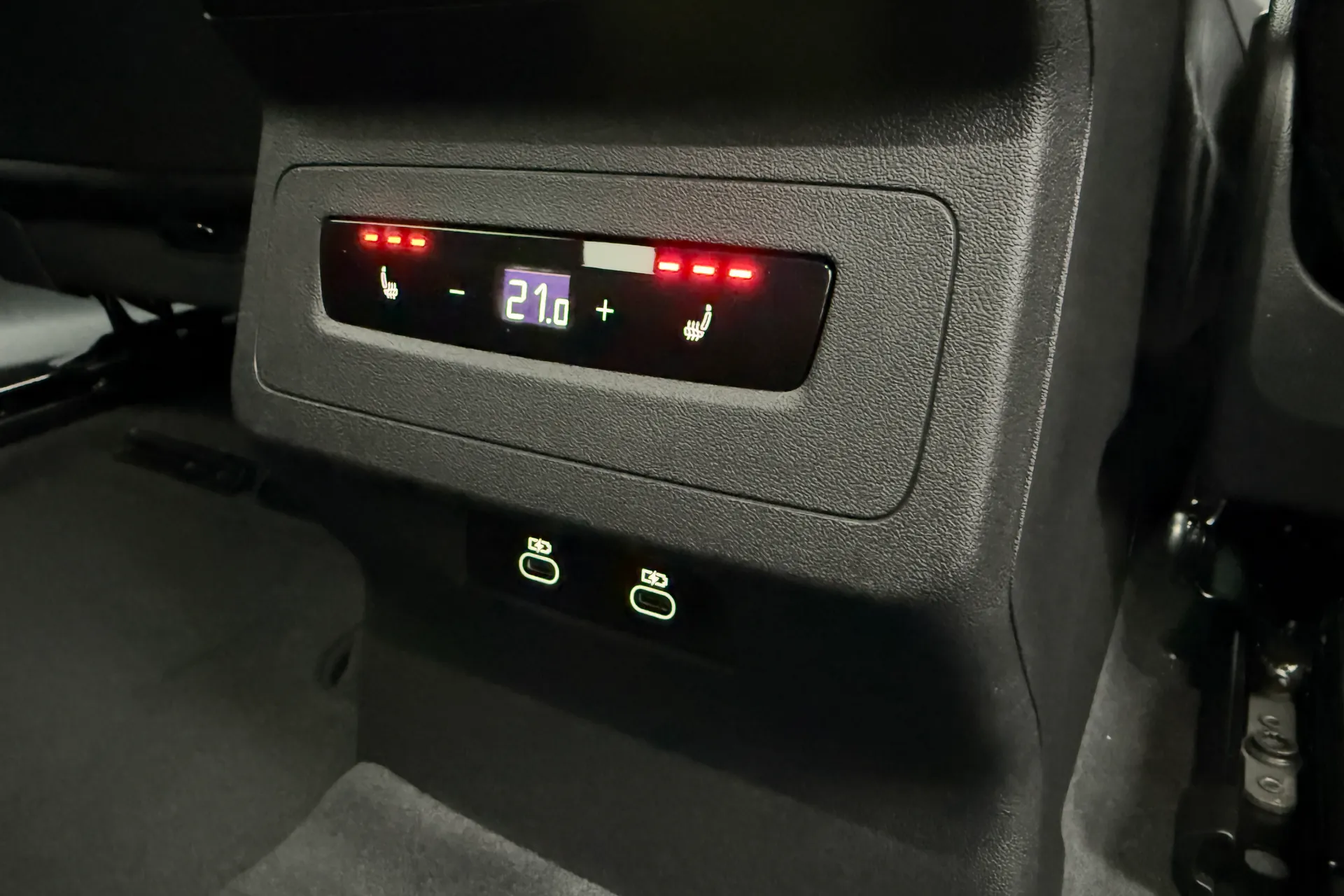 Audi A6 thumbnail image number 49