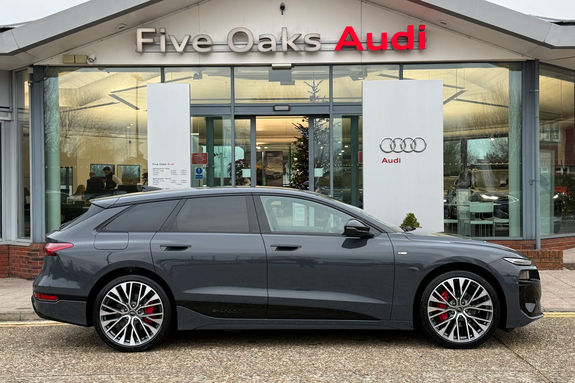 Audi A6 thumbnail image number 2