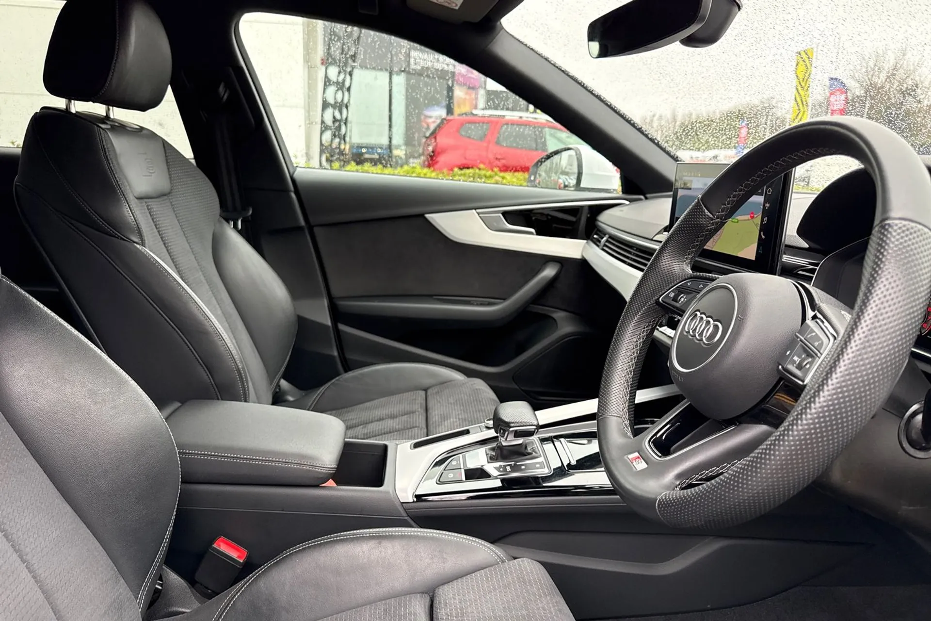 Audi A4 thumbnail image number 45