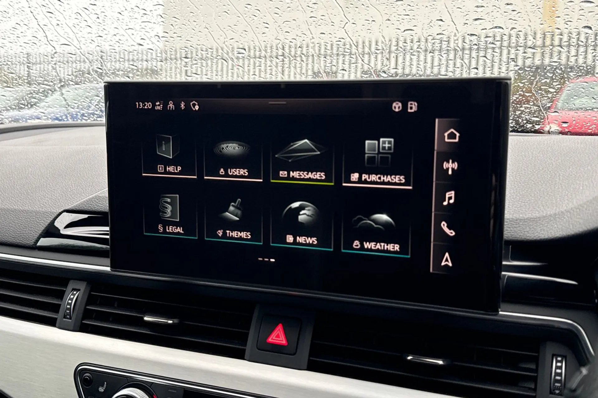 Audi A4 thumbnail image number 15