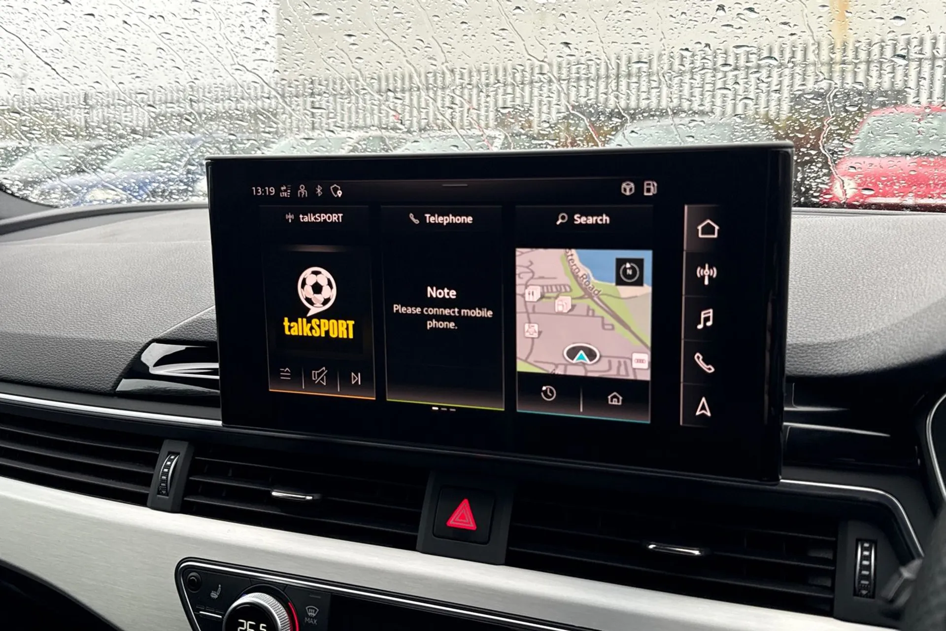 Audi A4 thumbnail image number 22