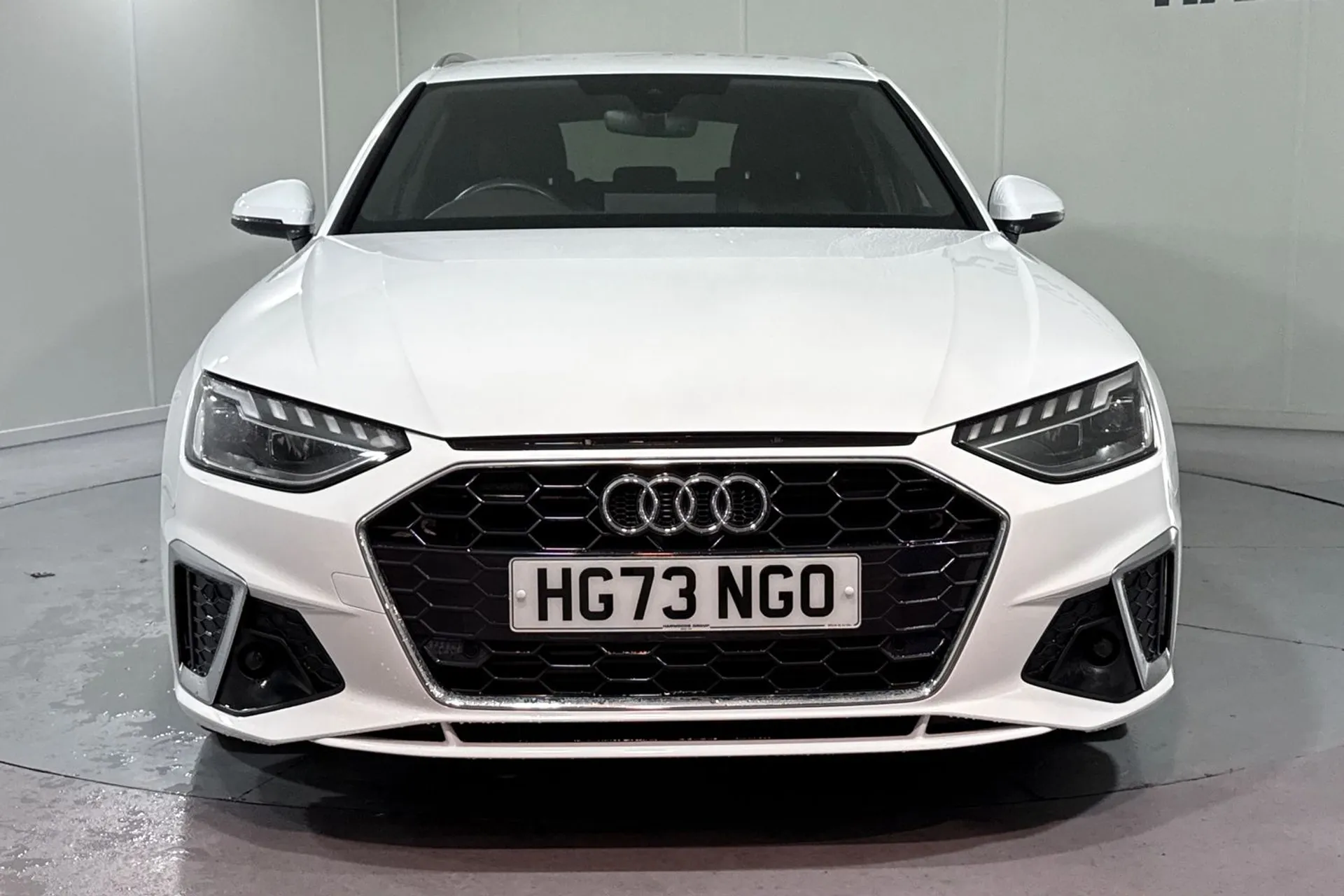 Audi A4 thumbnail image number 5