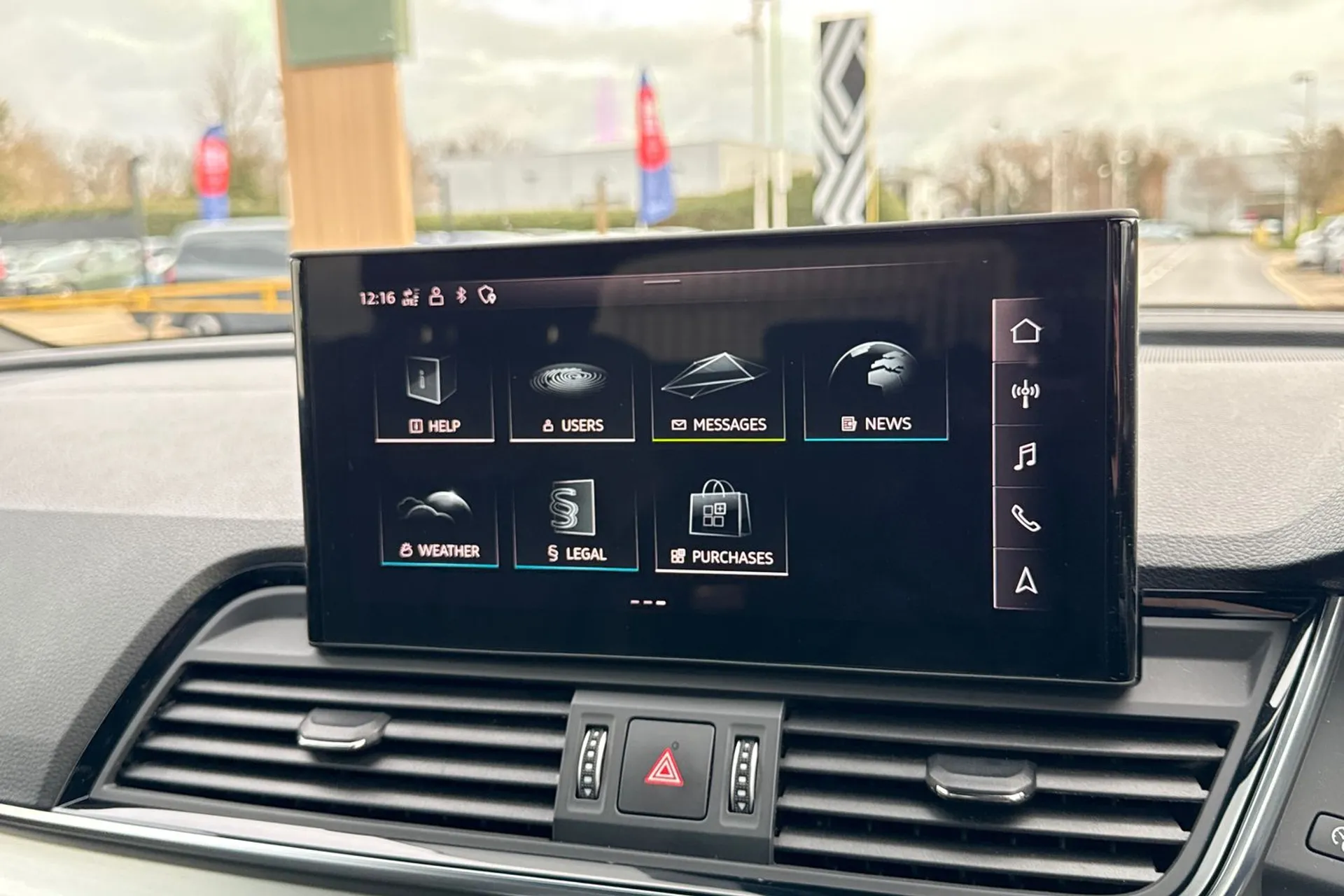 Audi Q5 thumbnail image number 32