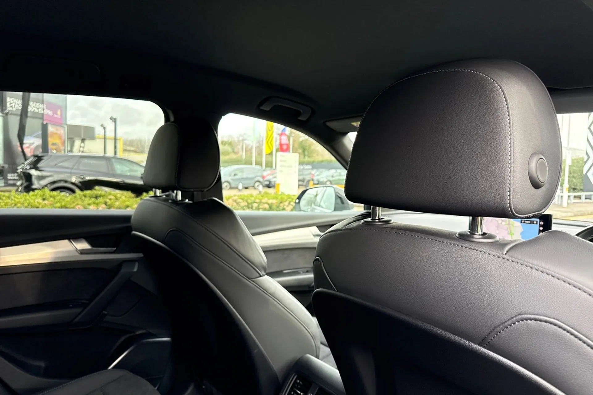 Audi Q5 thumbnail image number 25