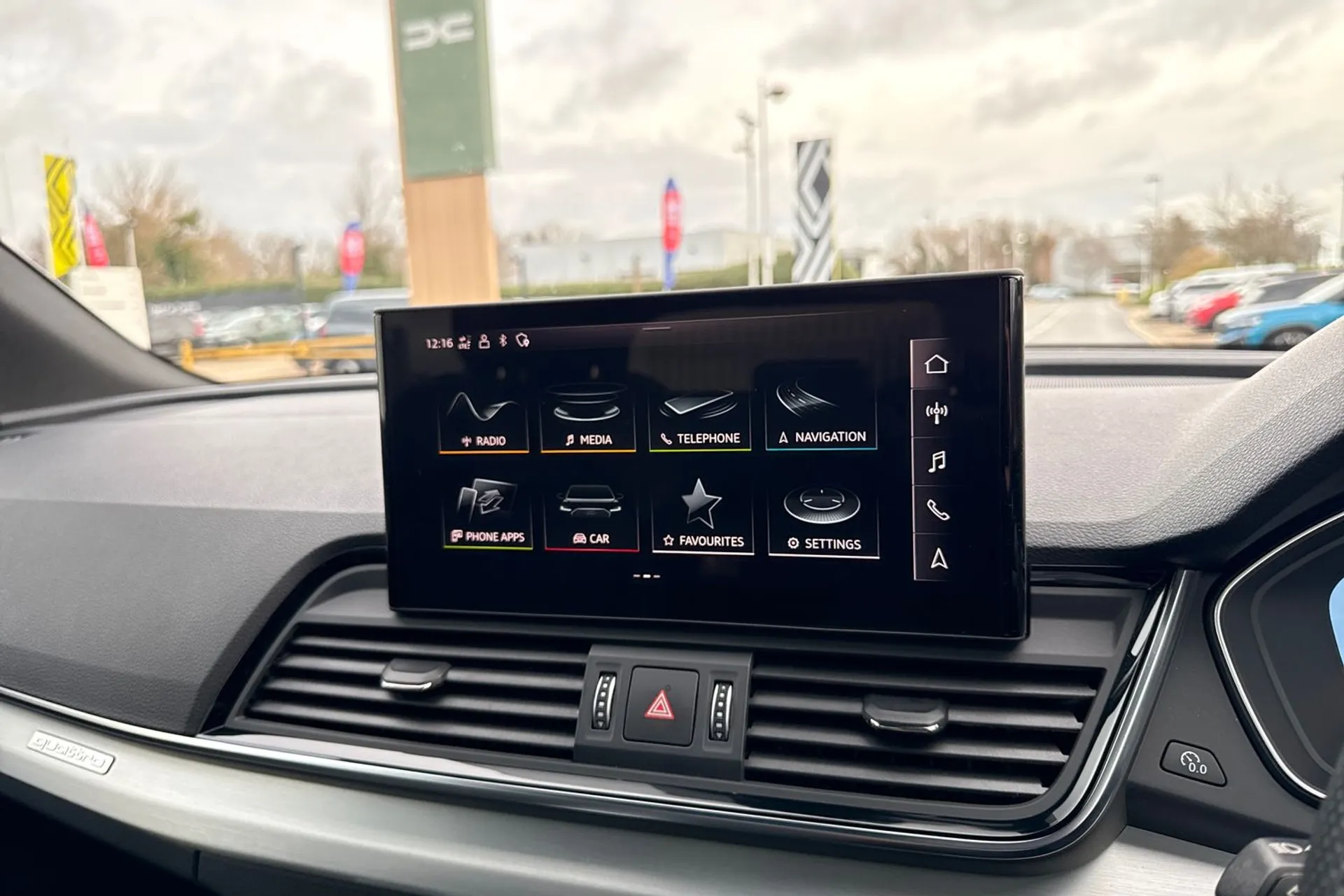 Audi Q5 thumbnail image number 30