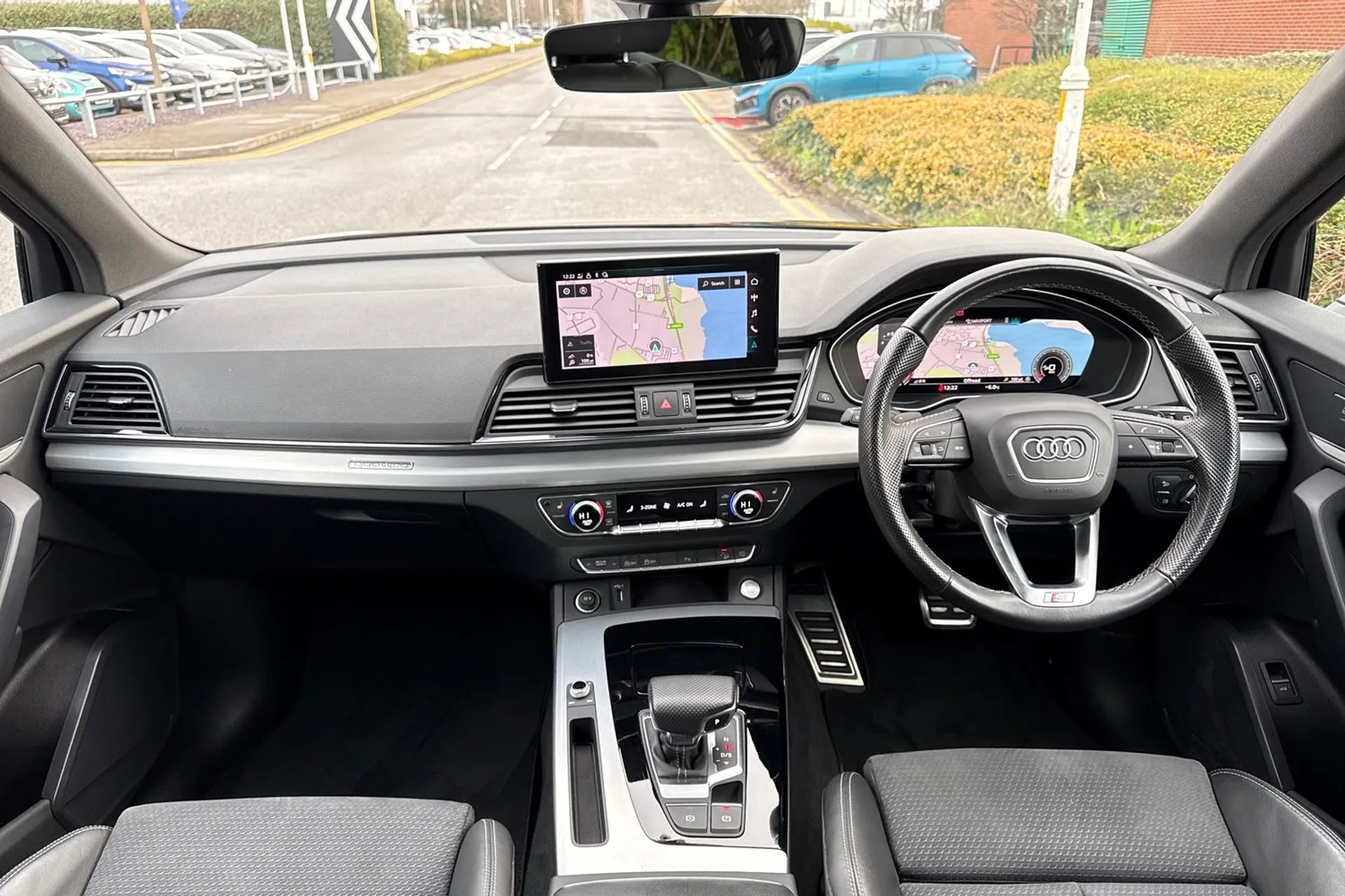 Audi Q5 thumbnail image number 3