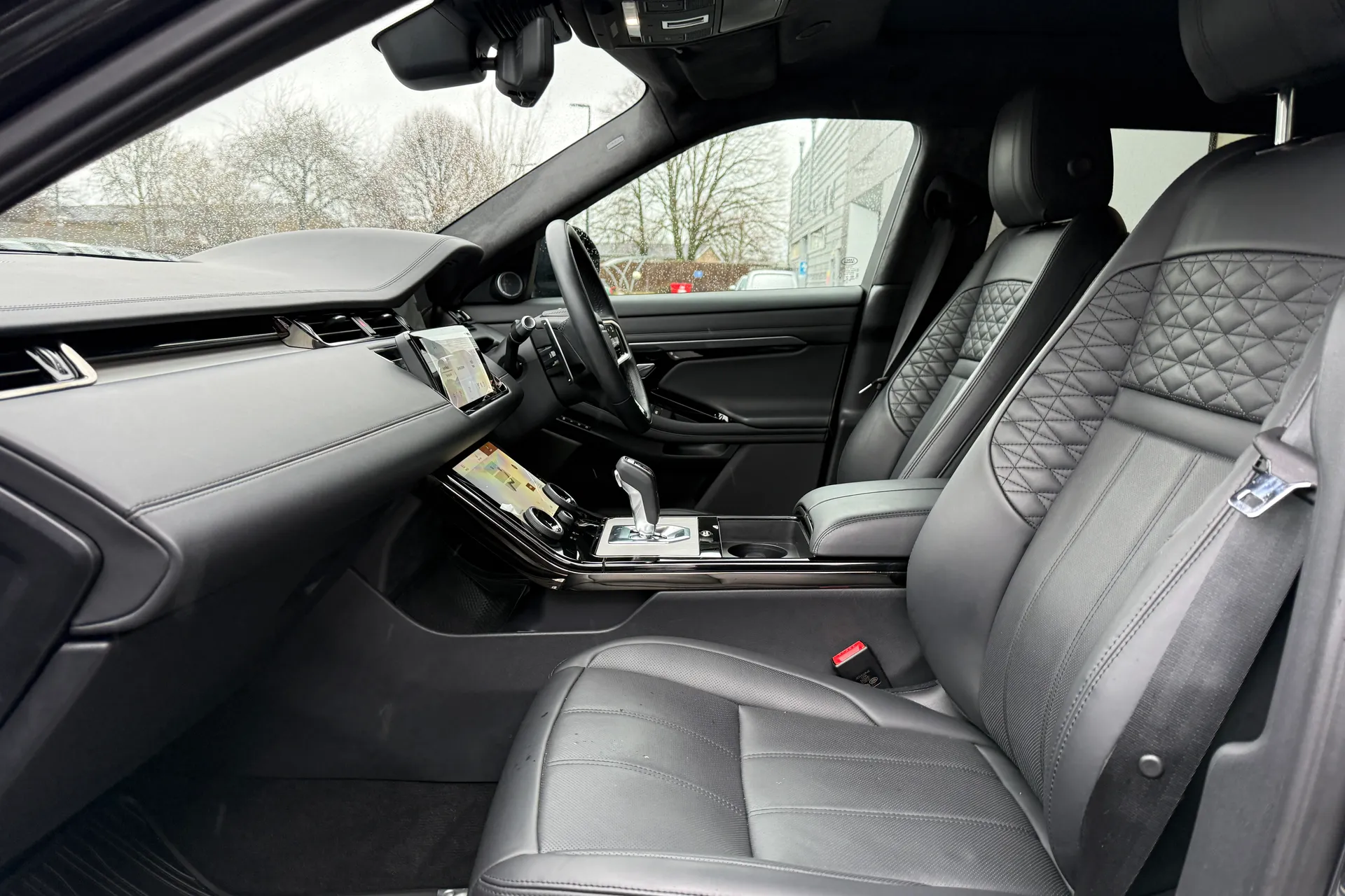 LAND ROVER RANGE ROVER EVOQUE thumbnail image number 10