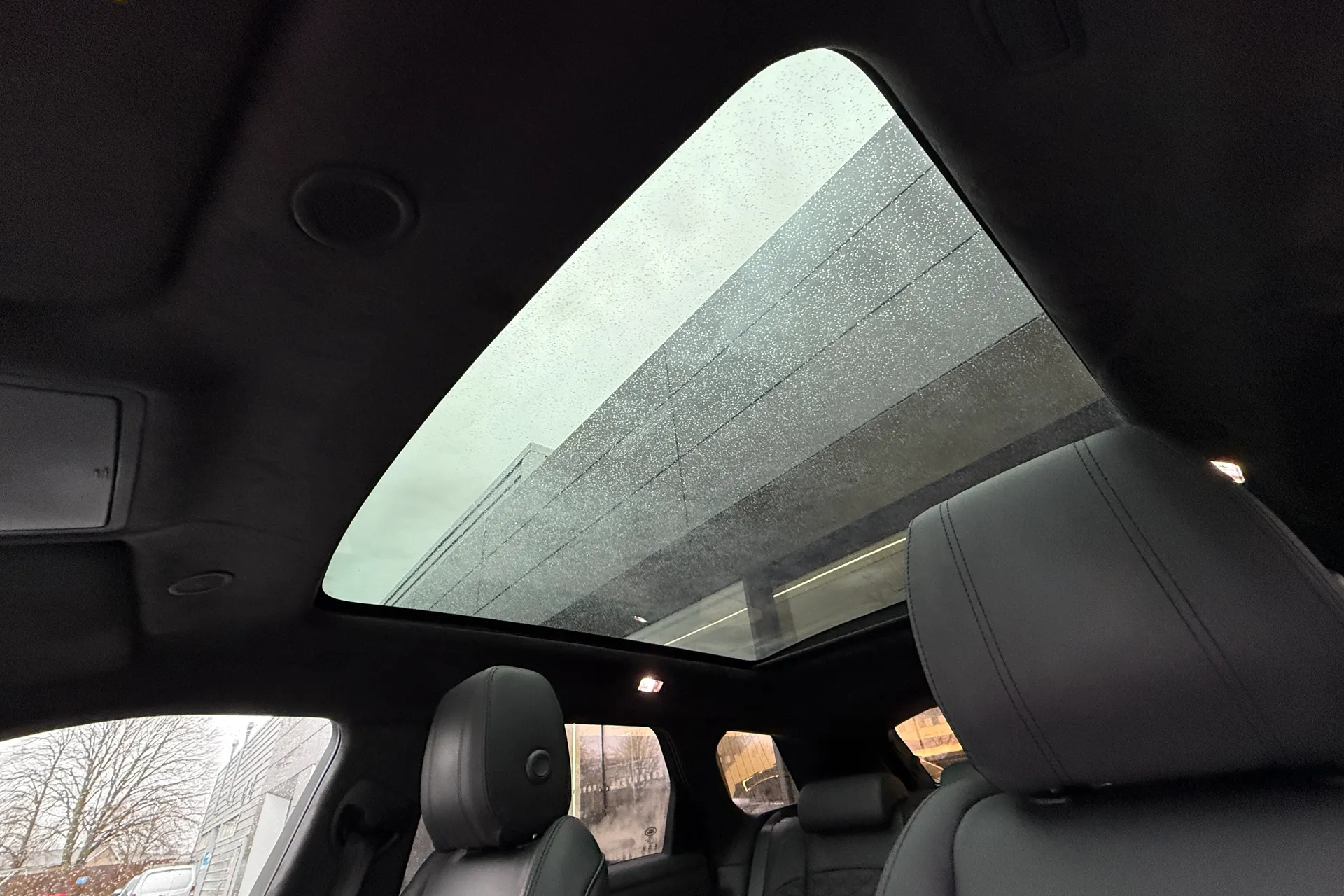 LAND ROVER RANGE ROVER EVOQUE thumbnail image number 5