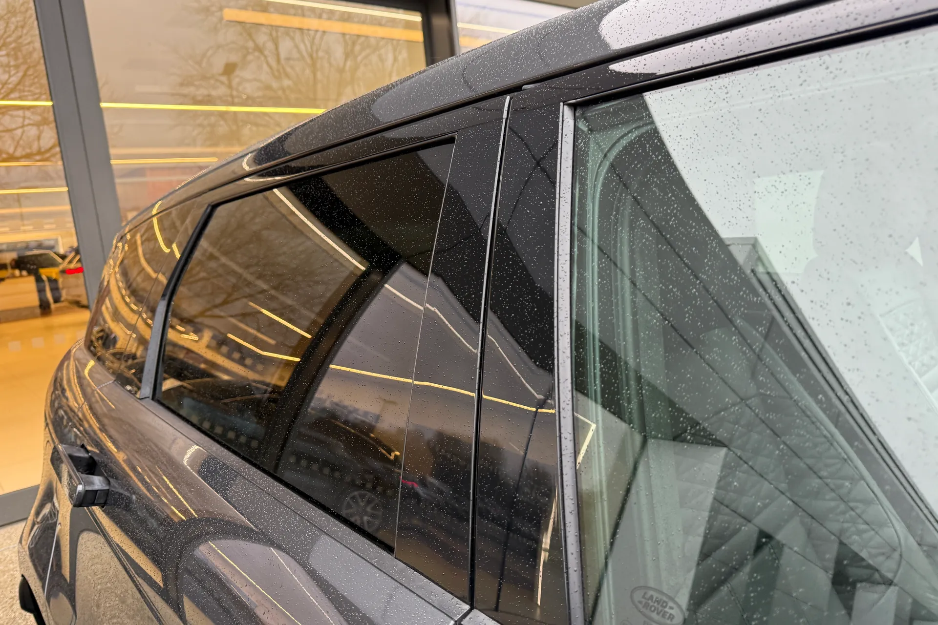 LAND ROVER RANGE ROVER EVOQUE thumbnail image number 23